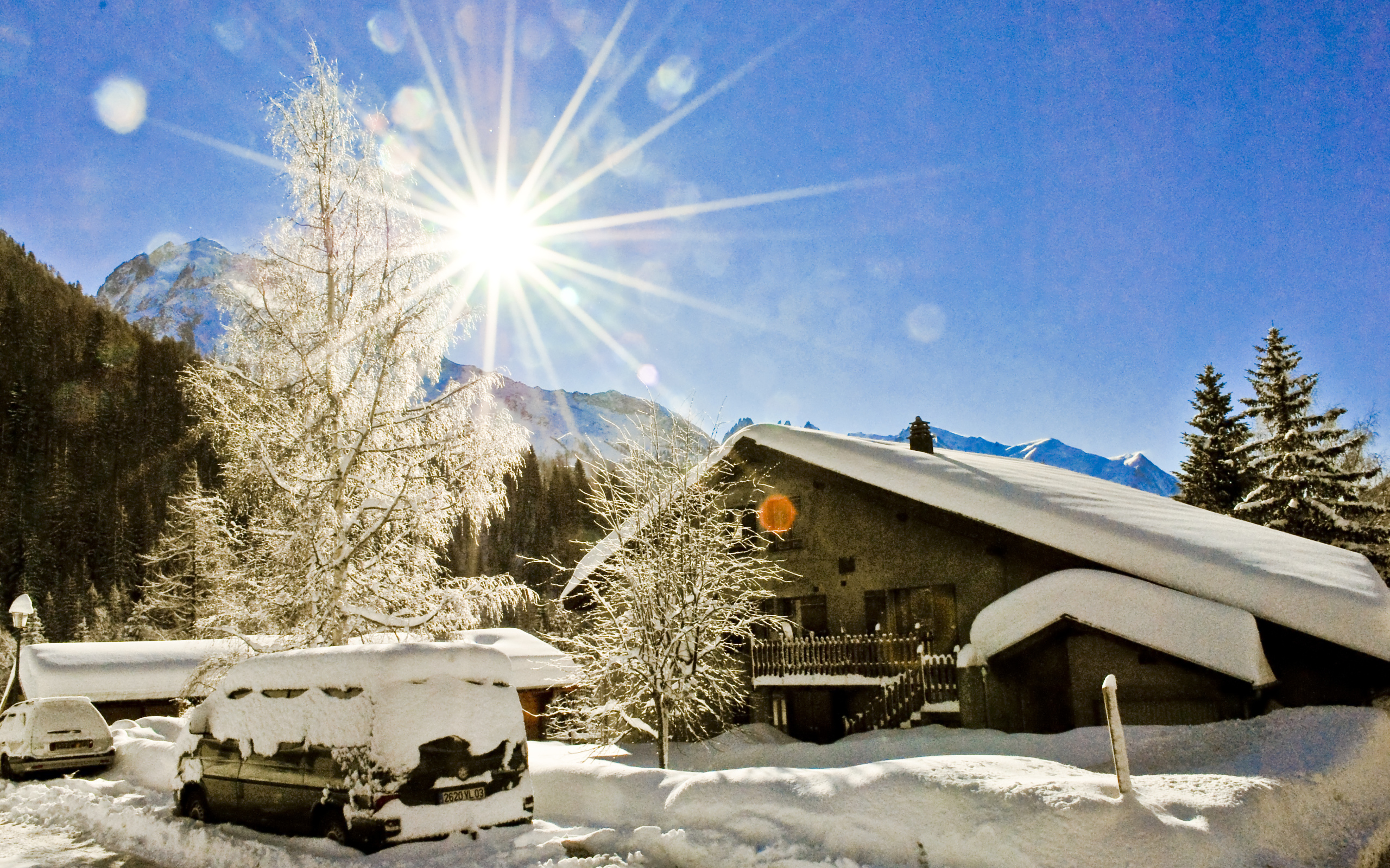 Солнце на курорте Шамони, Франция