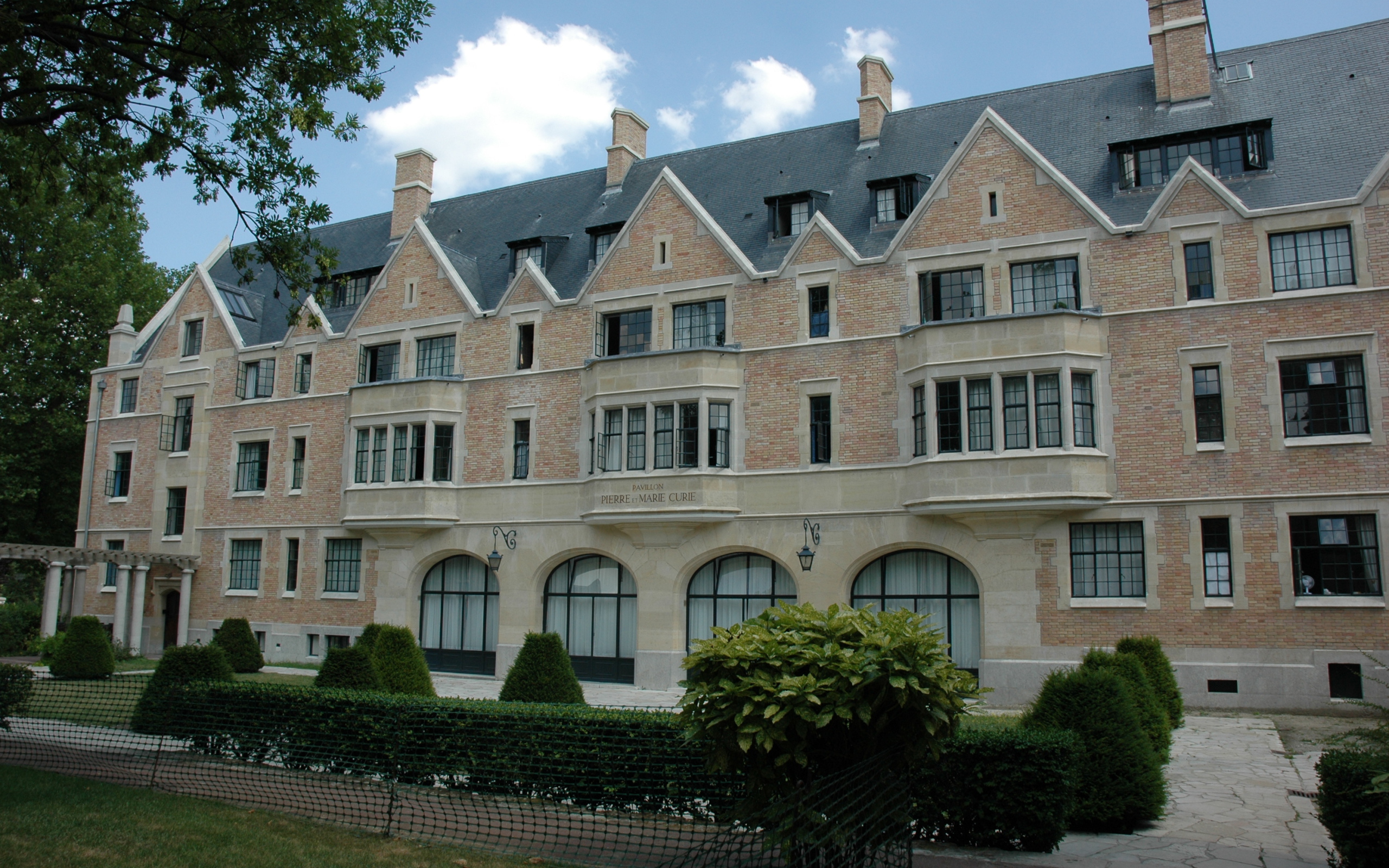 Университет в городе Виши, Франция