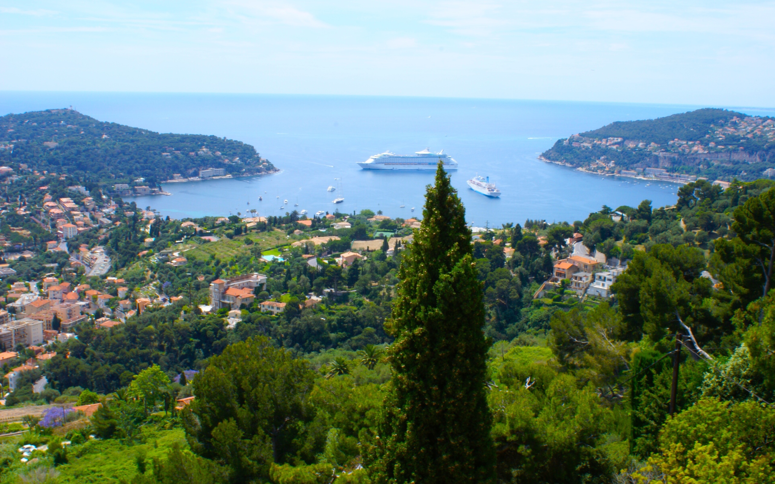 Вид с холма в городе Ницца, Франция