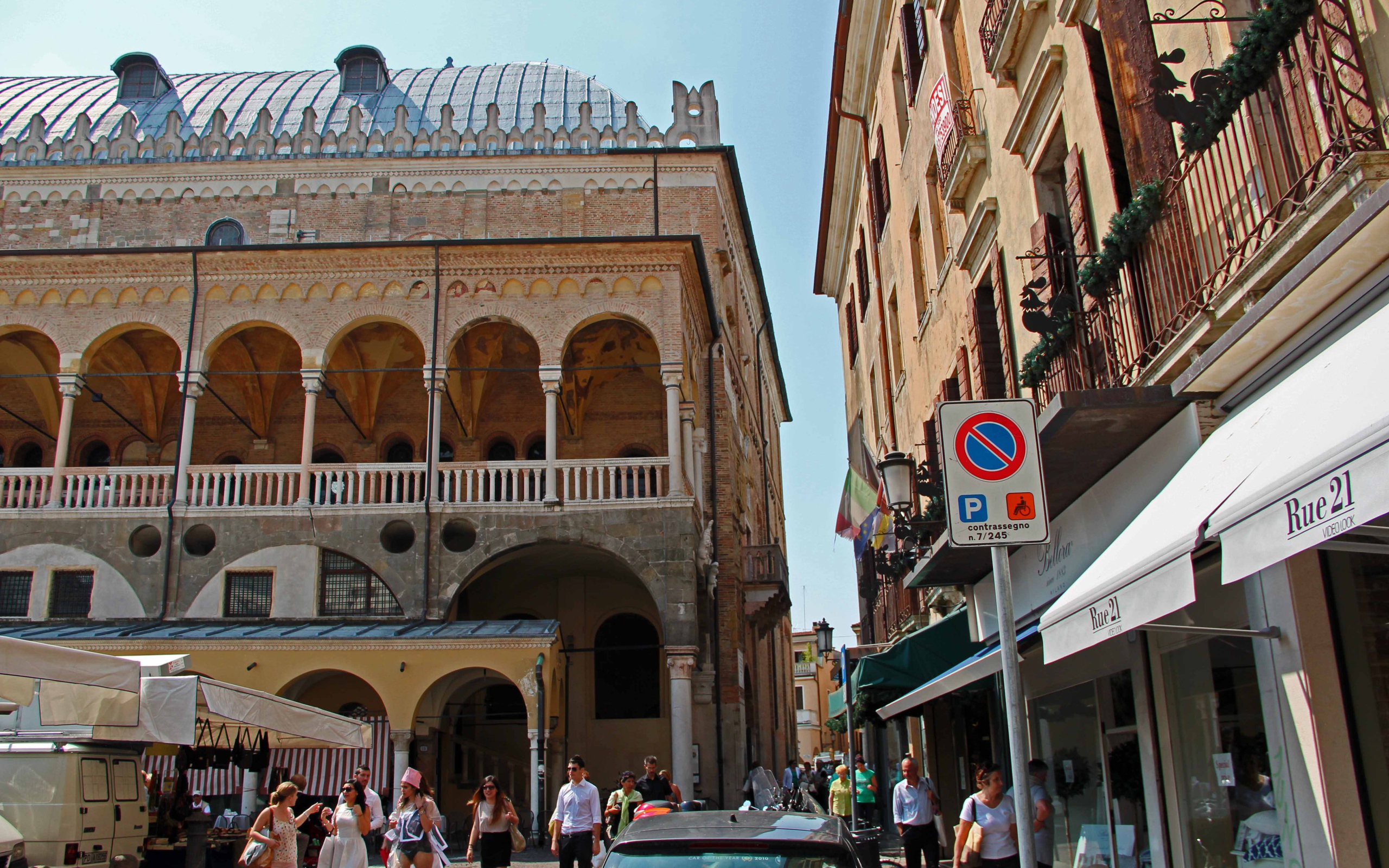 Старинные улочки в Падуе, Италия