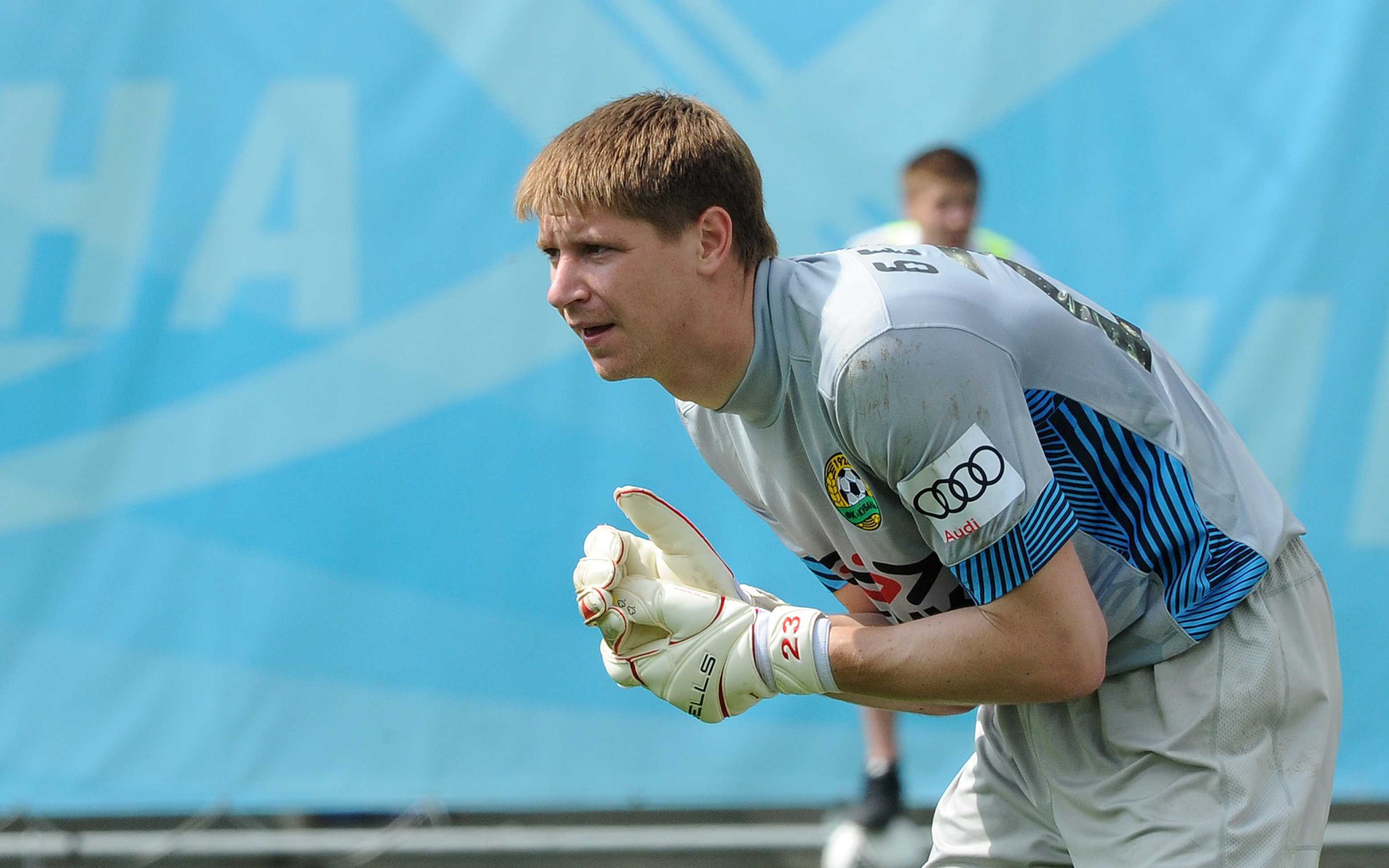 Александр Беленов вратарь Кубани за работой