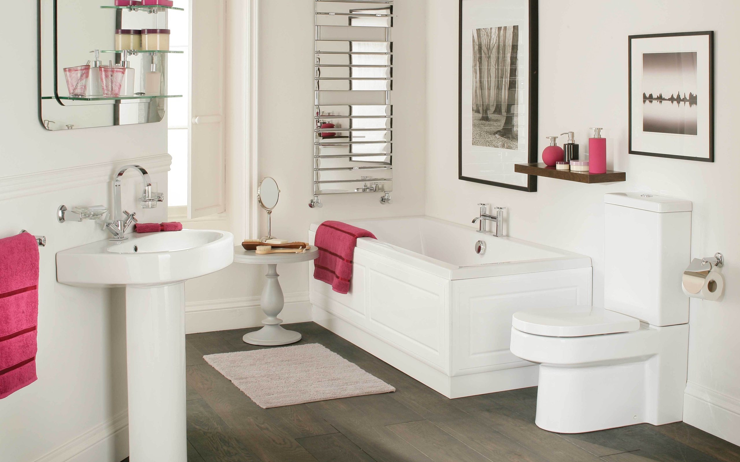 Ванная комната в белом стиле