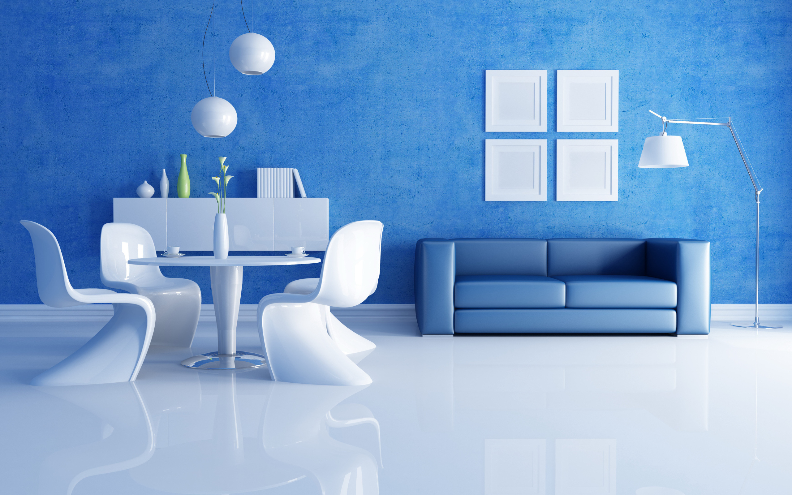 Синий диван в гостиной