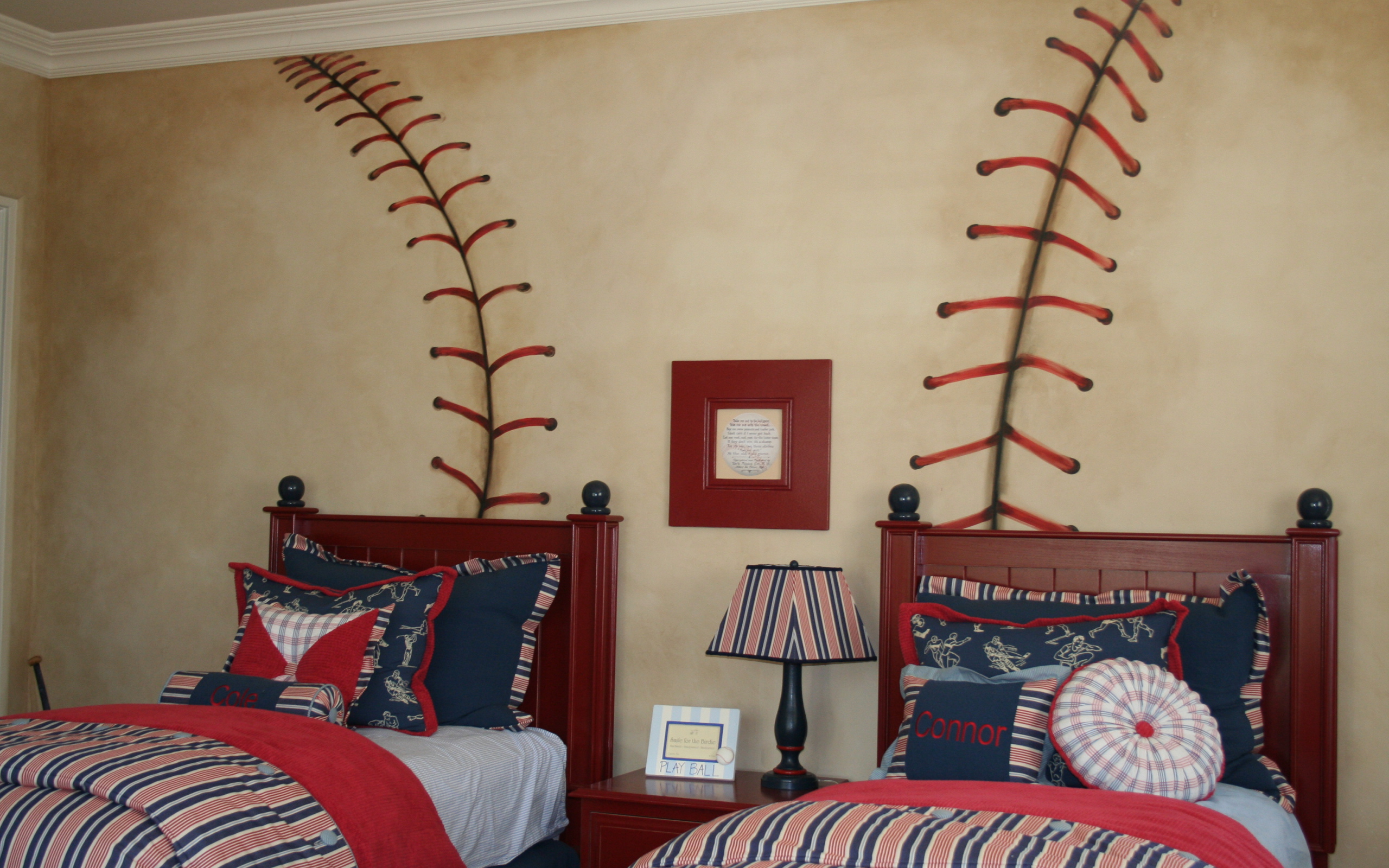 Оформление детской в стиле бейсбольного мяча