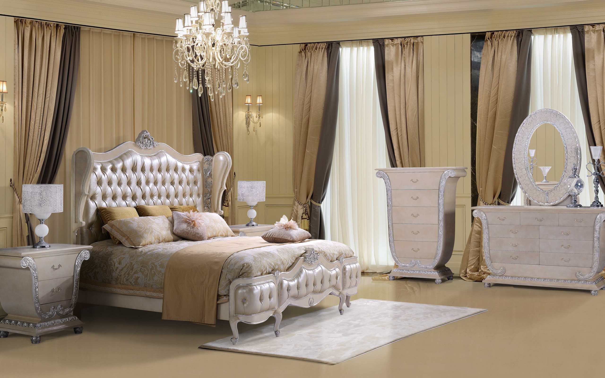 Роскошная спальня с большой кроватью