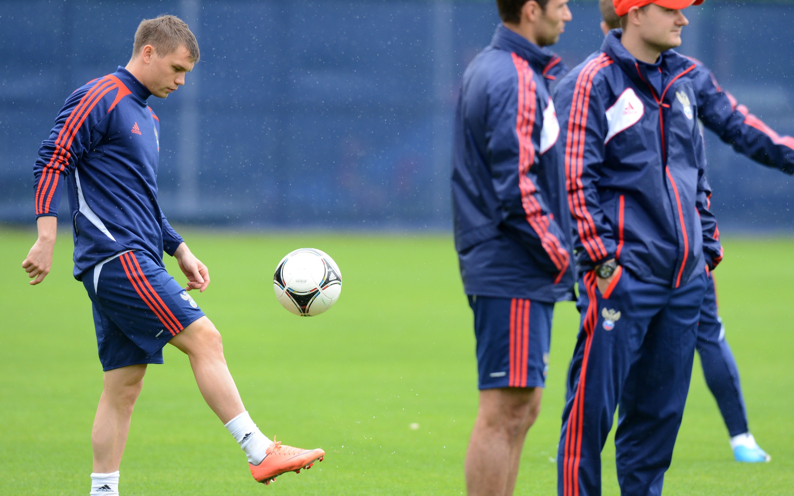 Игрок сборной России Марат Измайлов