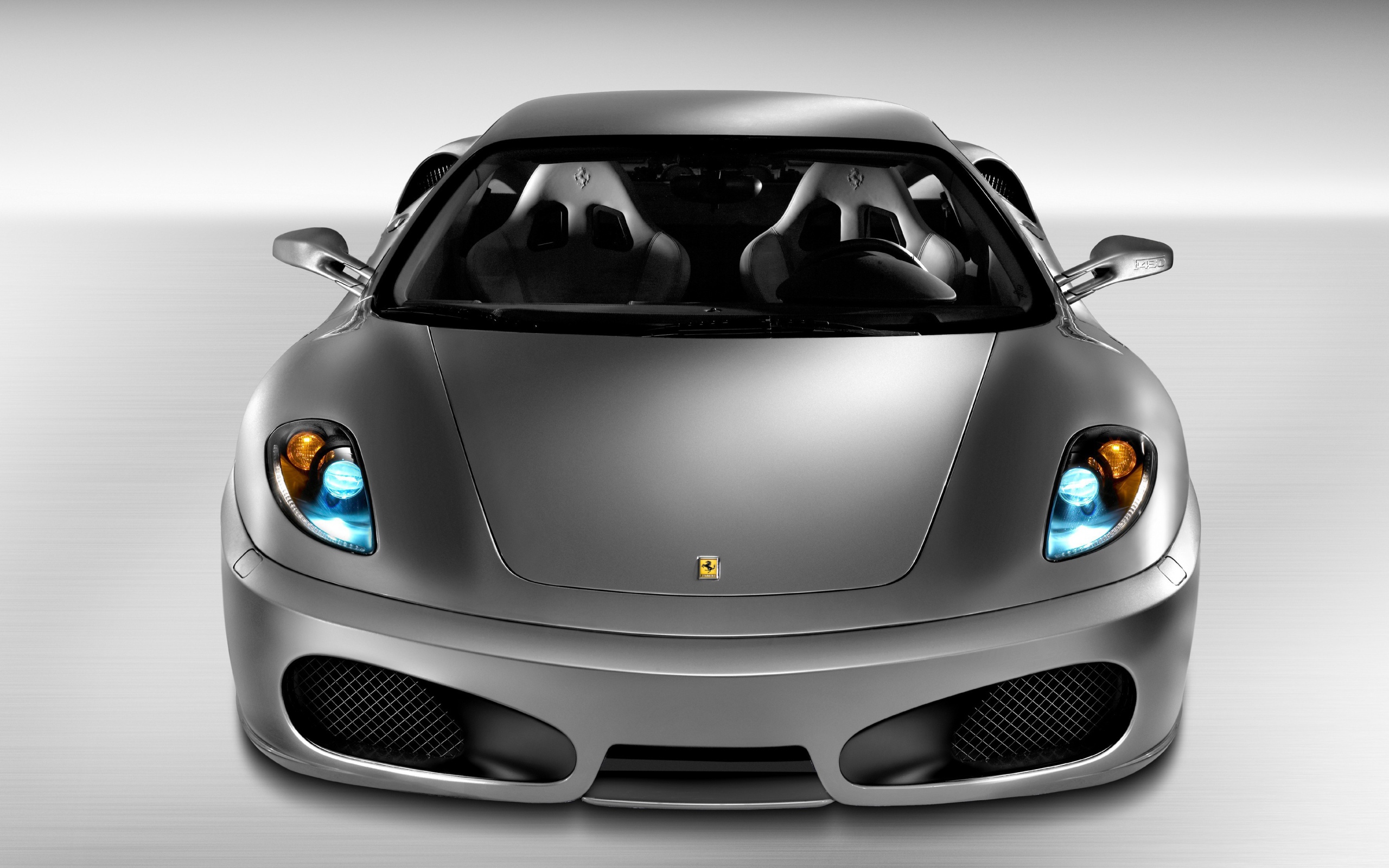 Серый Феррари F450