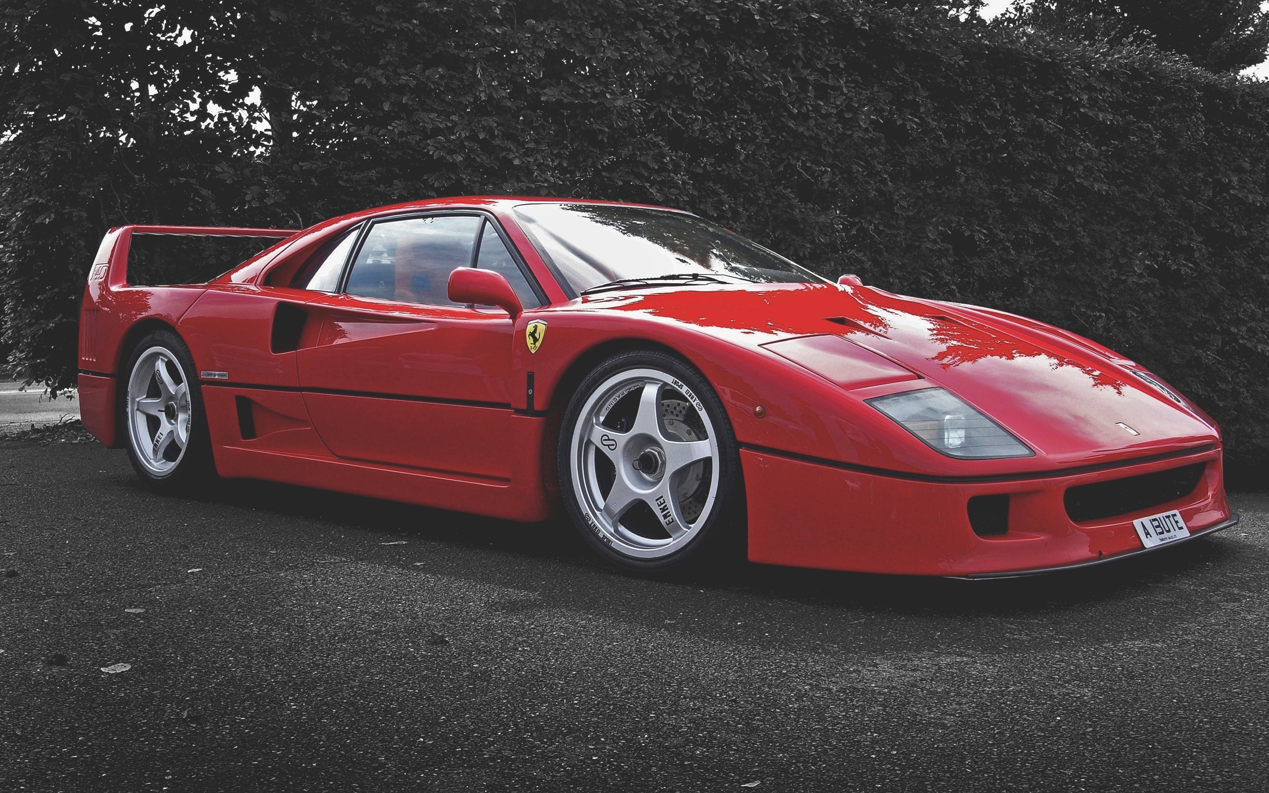 Красный феррари ф40