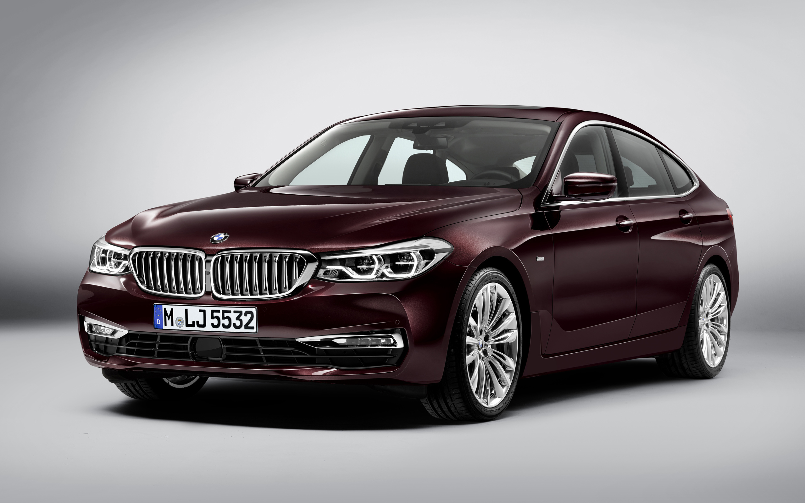 Бордовый автомобиль BMW  630d xDrive Gran Turismo, 2017