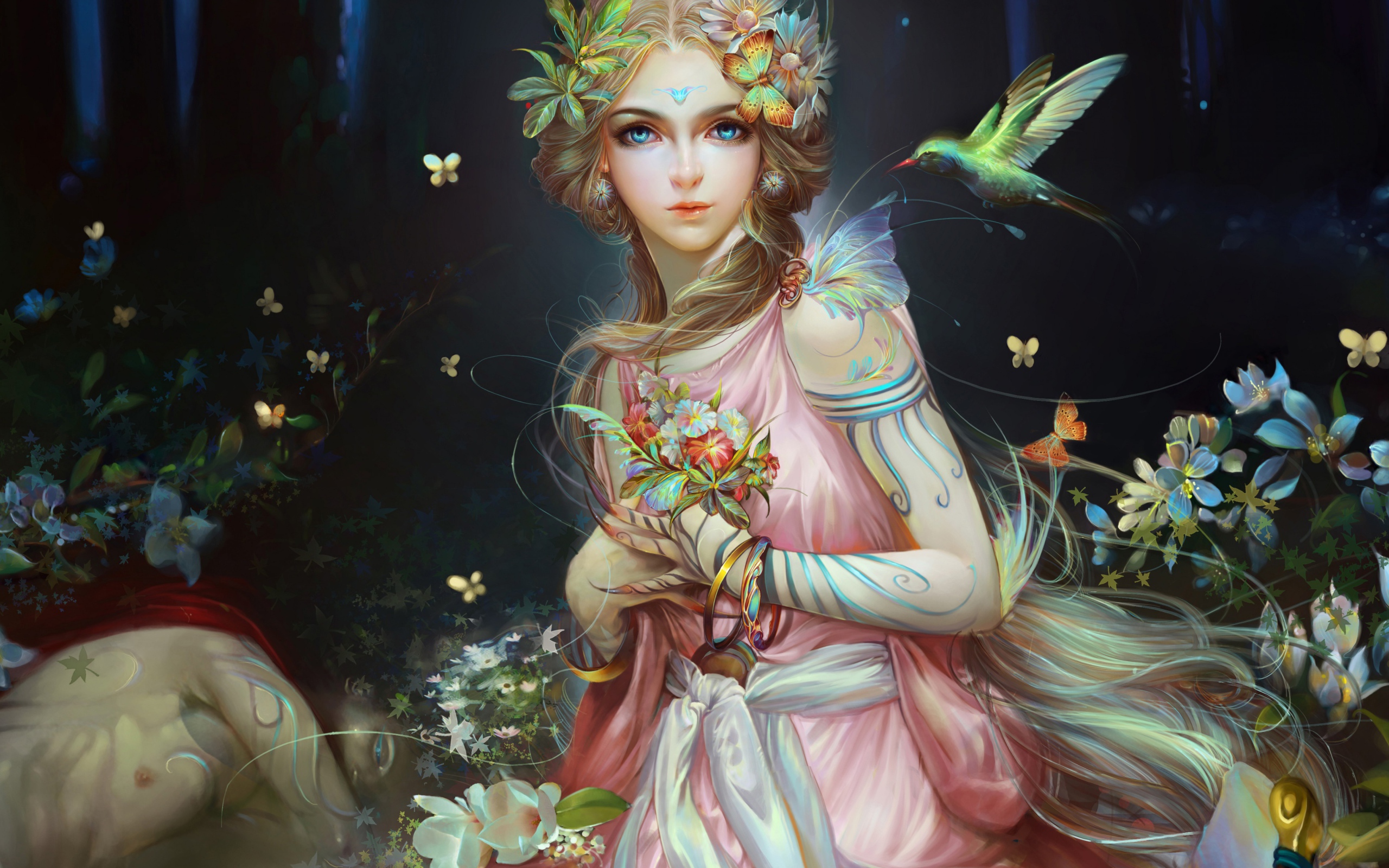 Красивая фантастическая девушка с необычными цветами