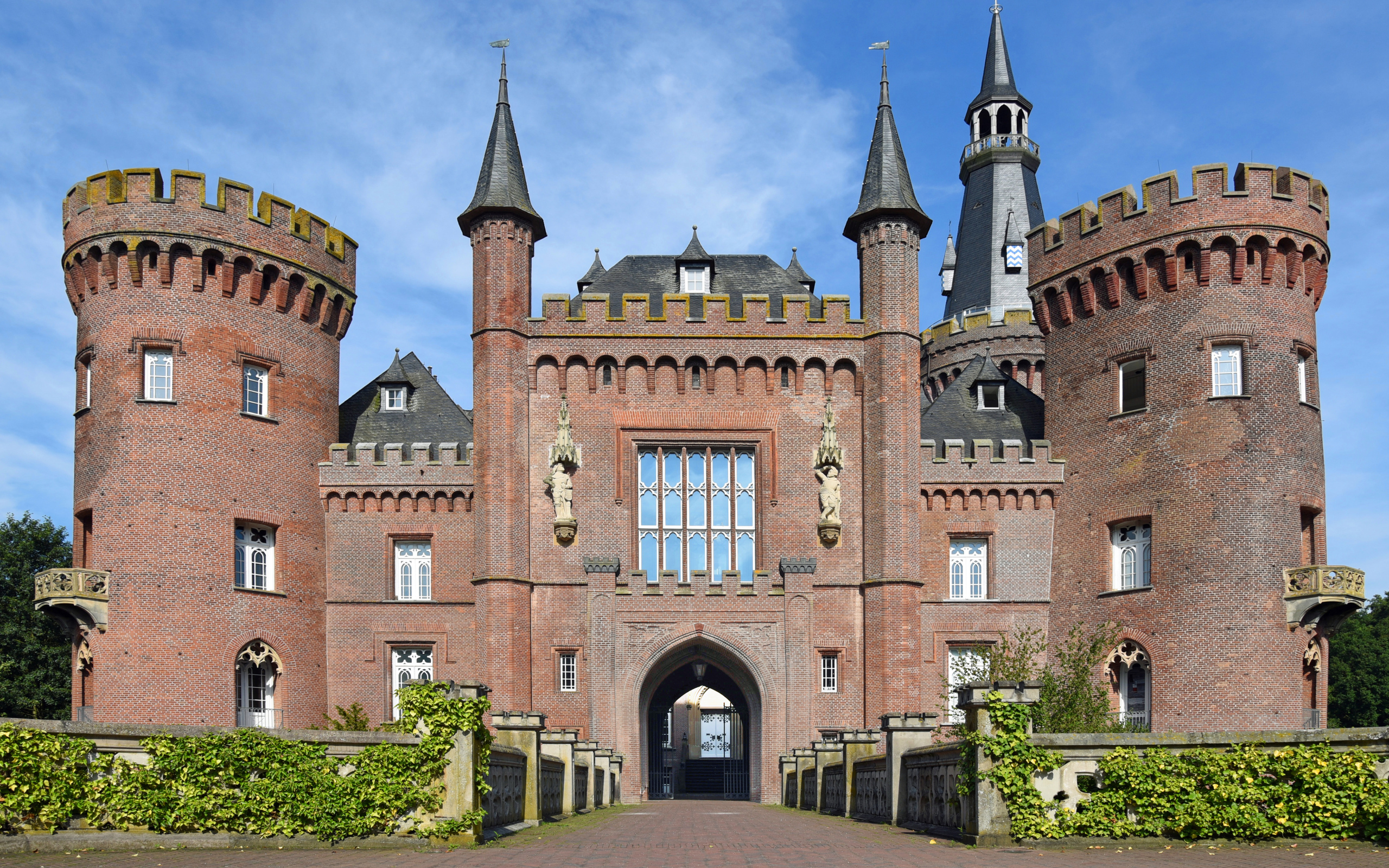 Музей Moyland Castle, город Бедбурге-Хау Германия 
