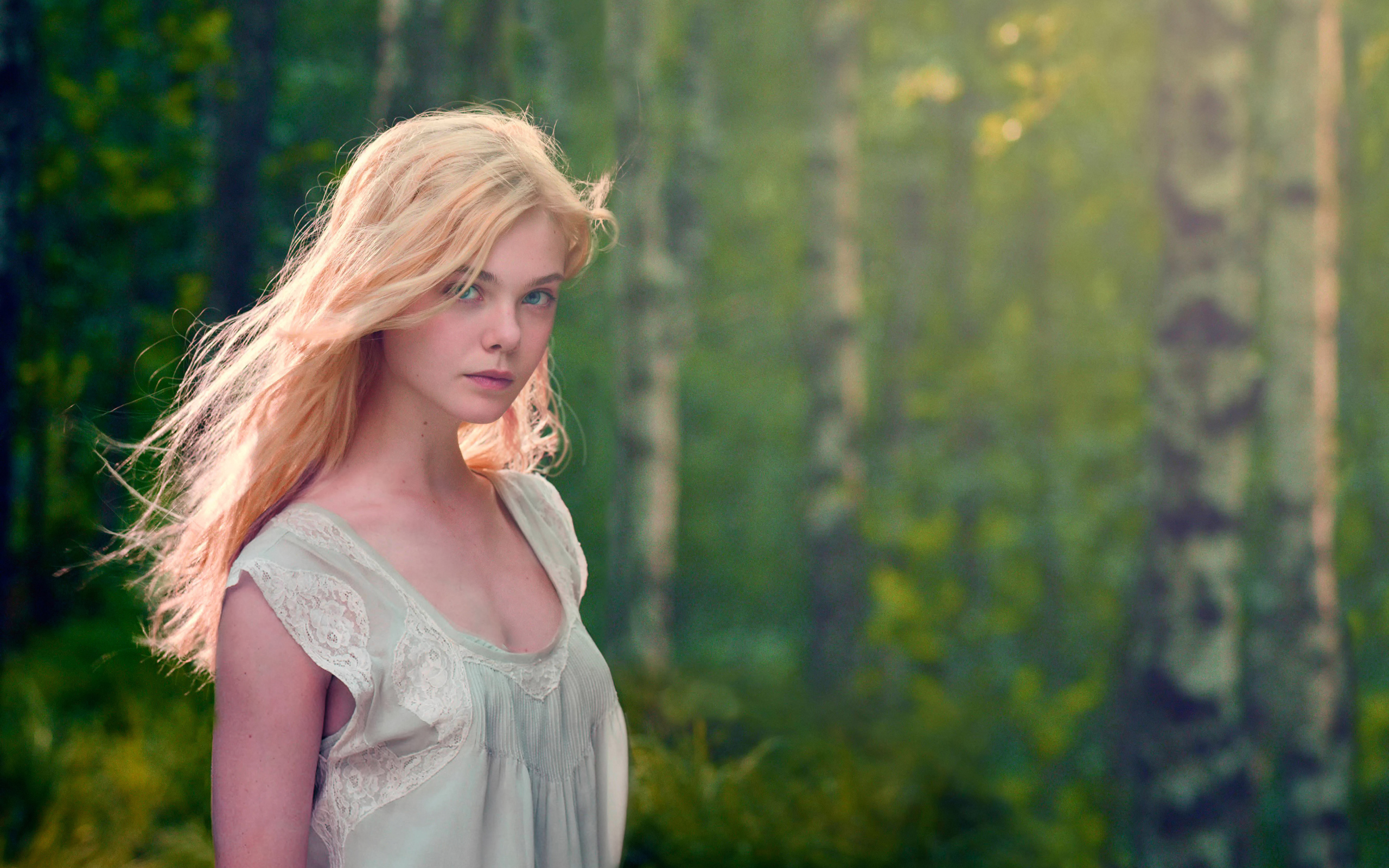 Нежная красивая девушка, актриса Эль Фэннинг