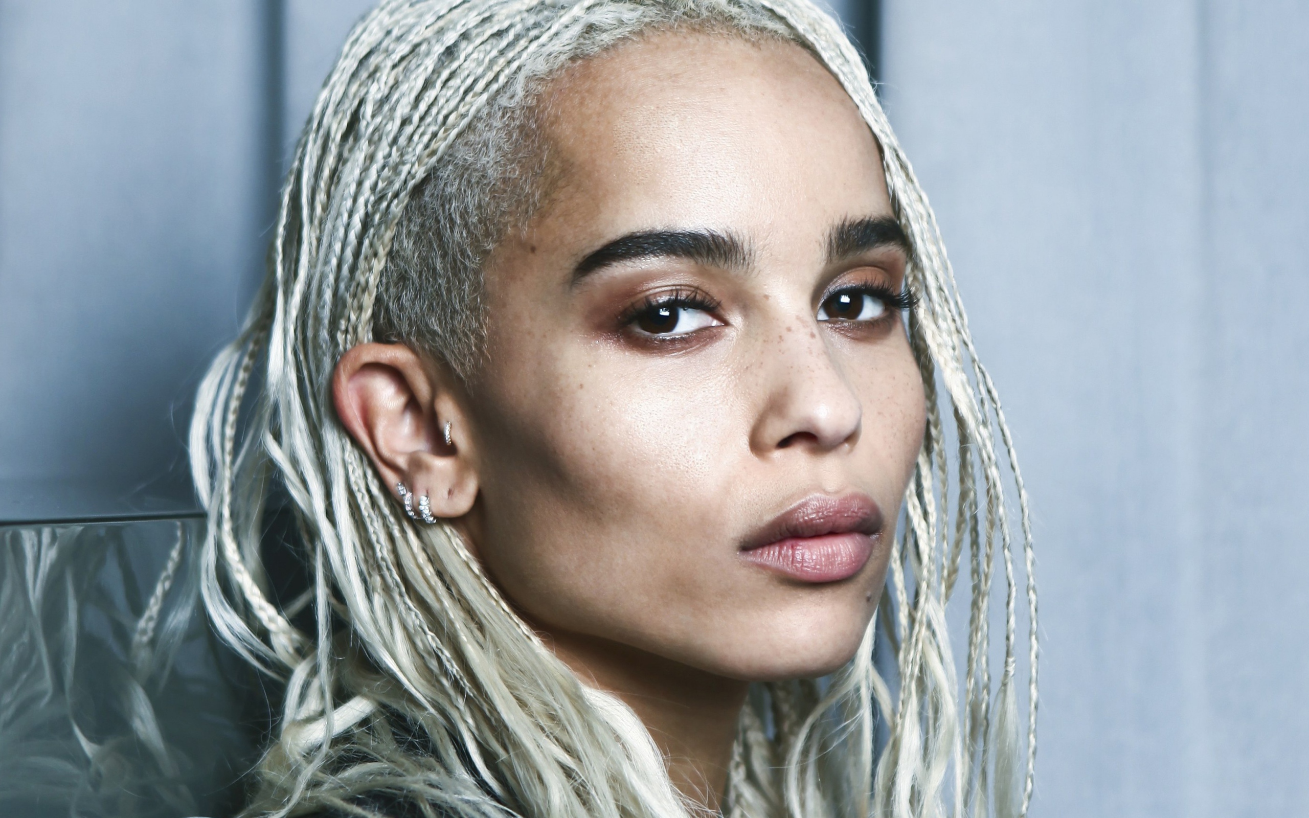 Молодая популярная актриса Зои Кравиц