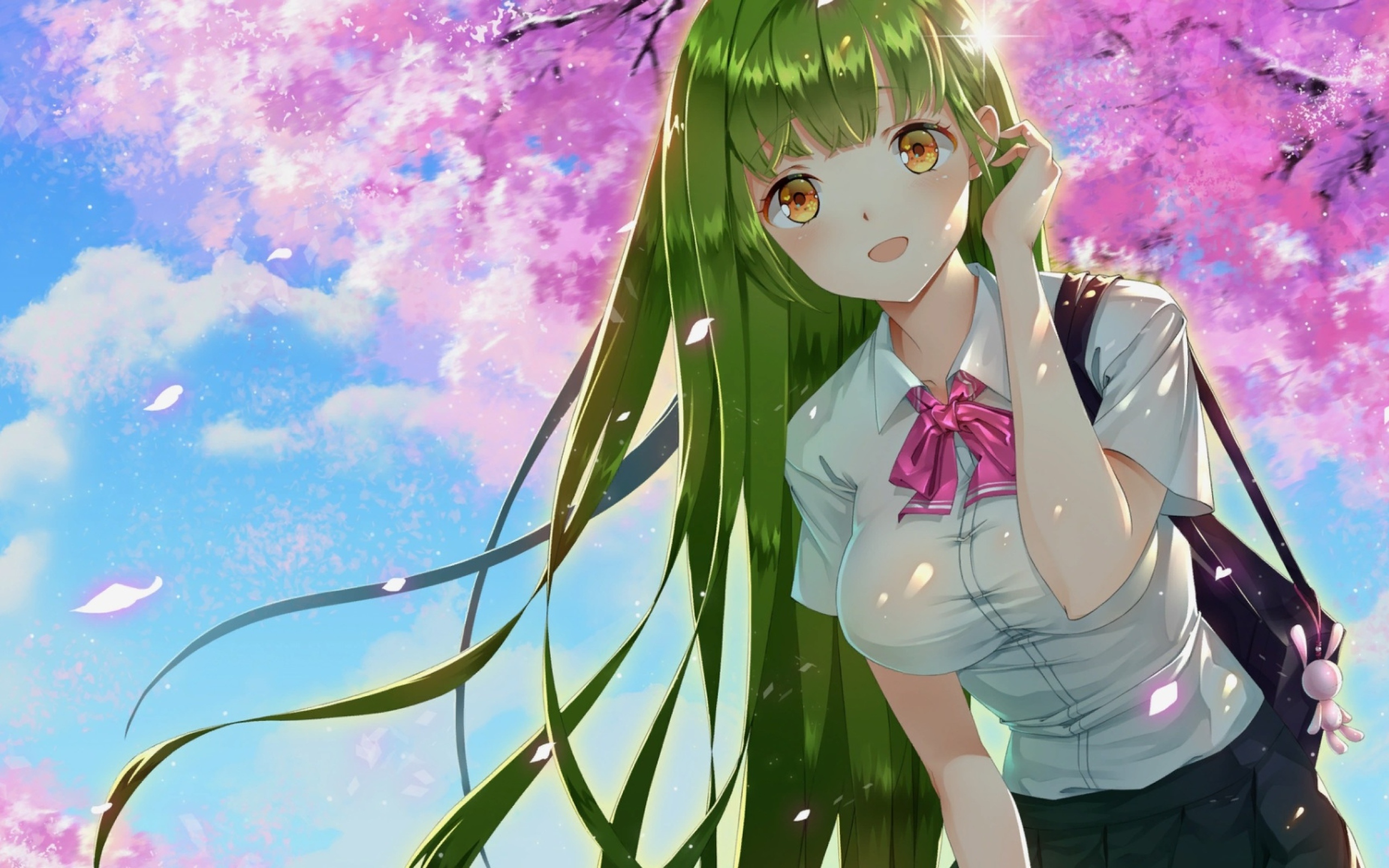 Девушка аниме с зелеными волосами и карими глазами