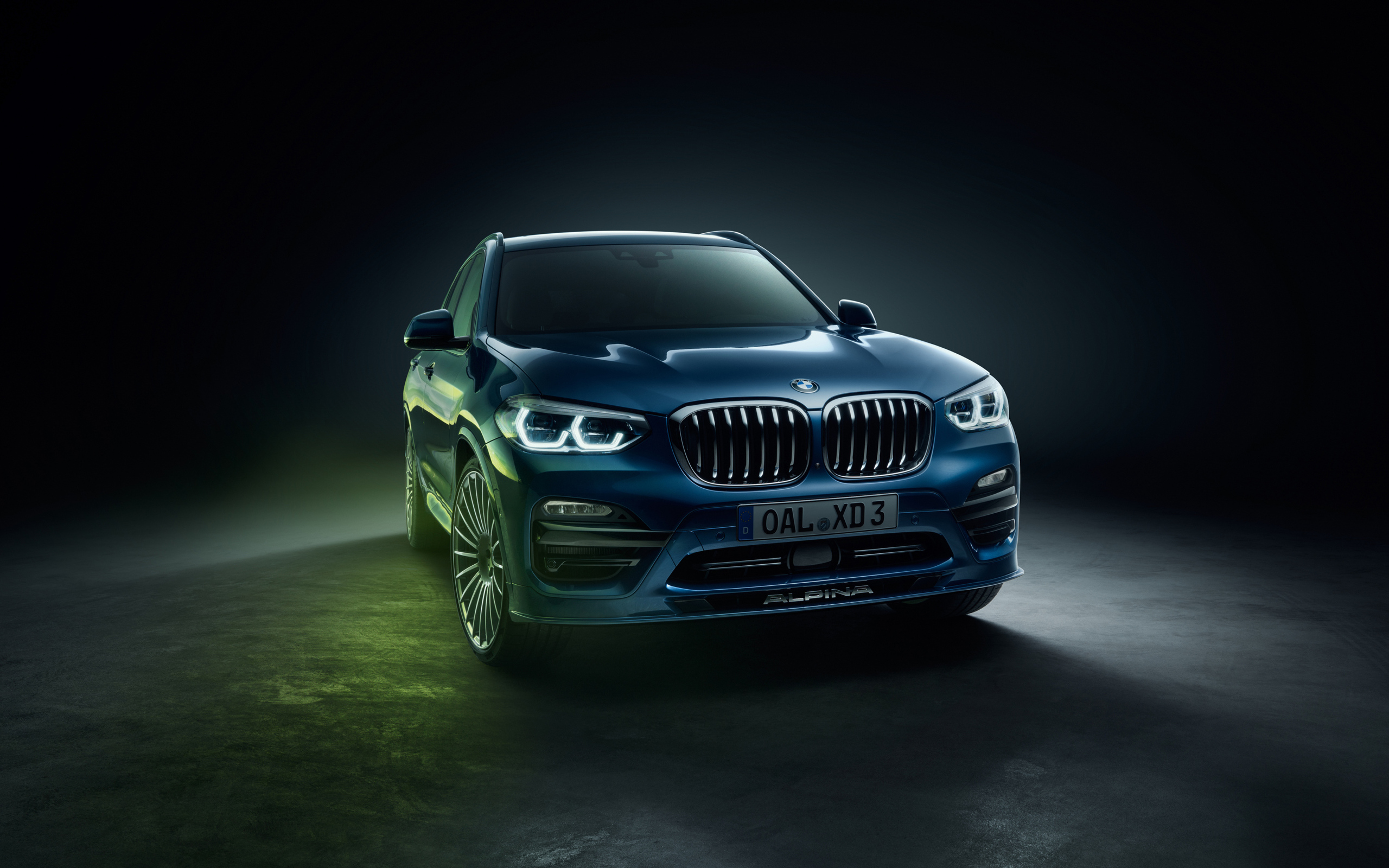 Стильный автомобиль BMW Alpina XD3 Allrad, 2018