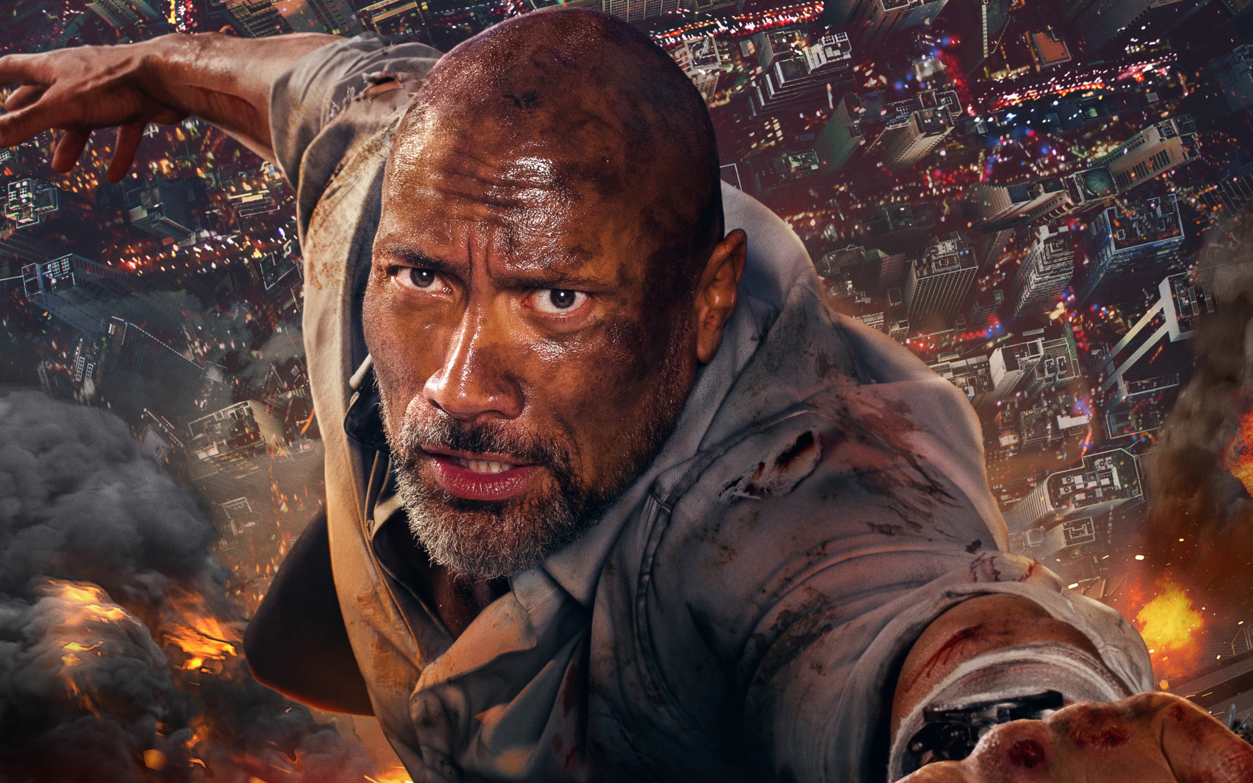 Актер Дуэйн Джонсон в новом фильме Небоскрёб, 2018