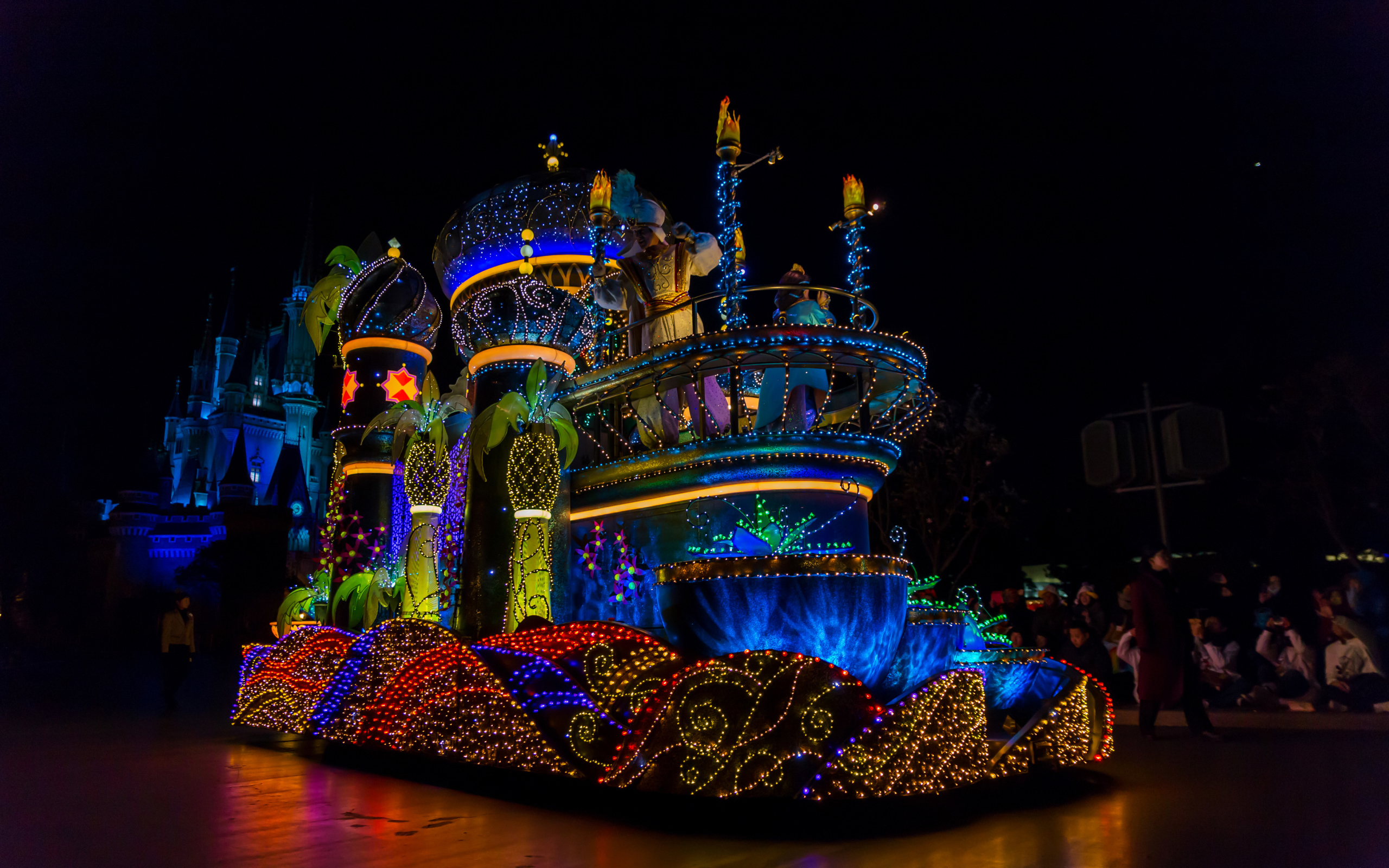 Парк развлечений Диснейленд, Токио. Япония