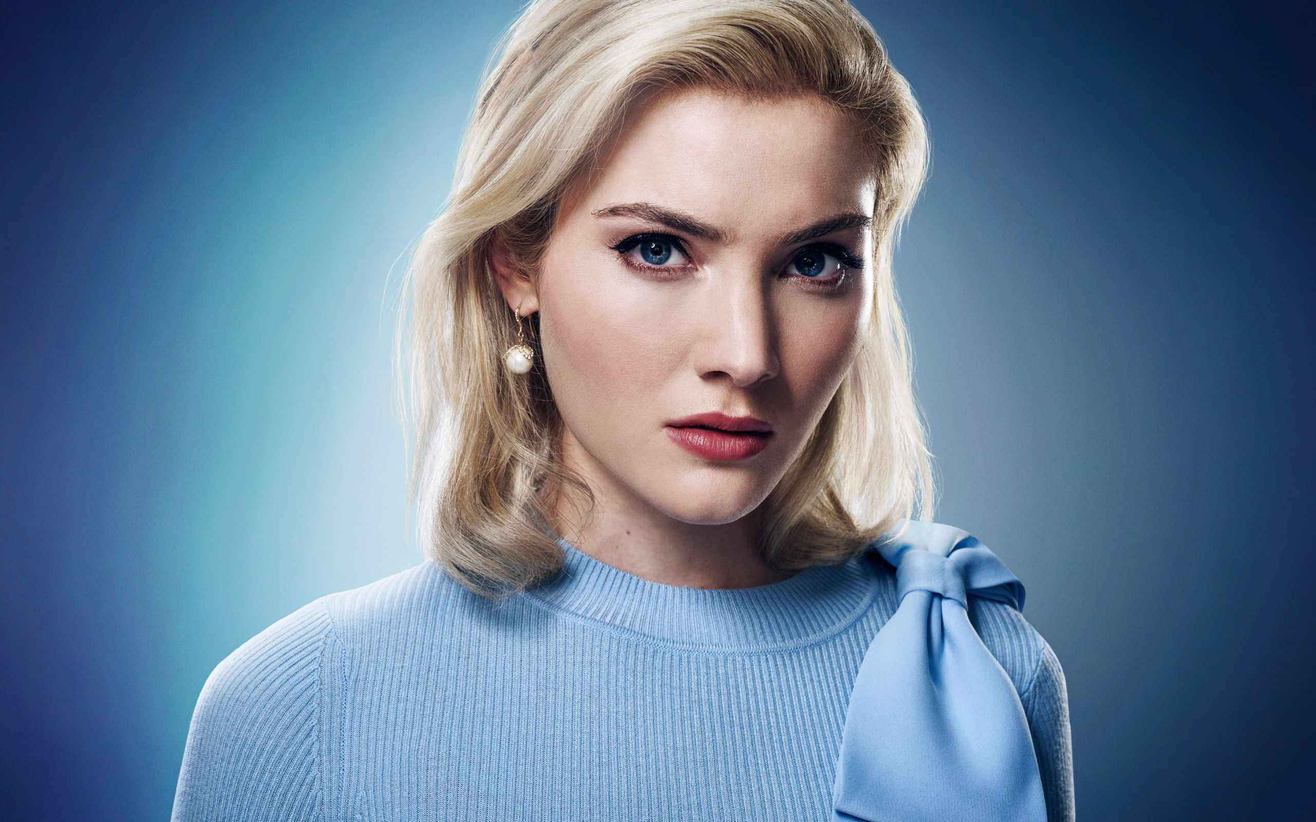 Голубоглазая девушка, актриса Скайлер Сэмюэлс