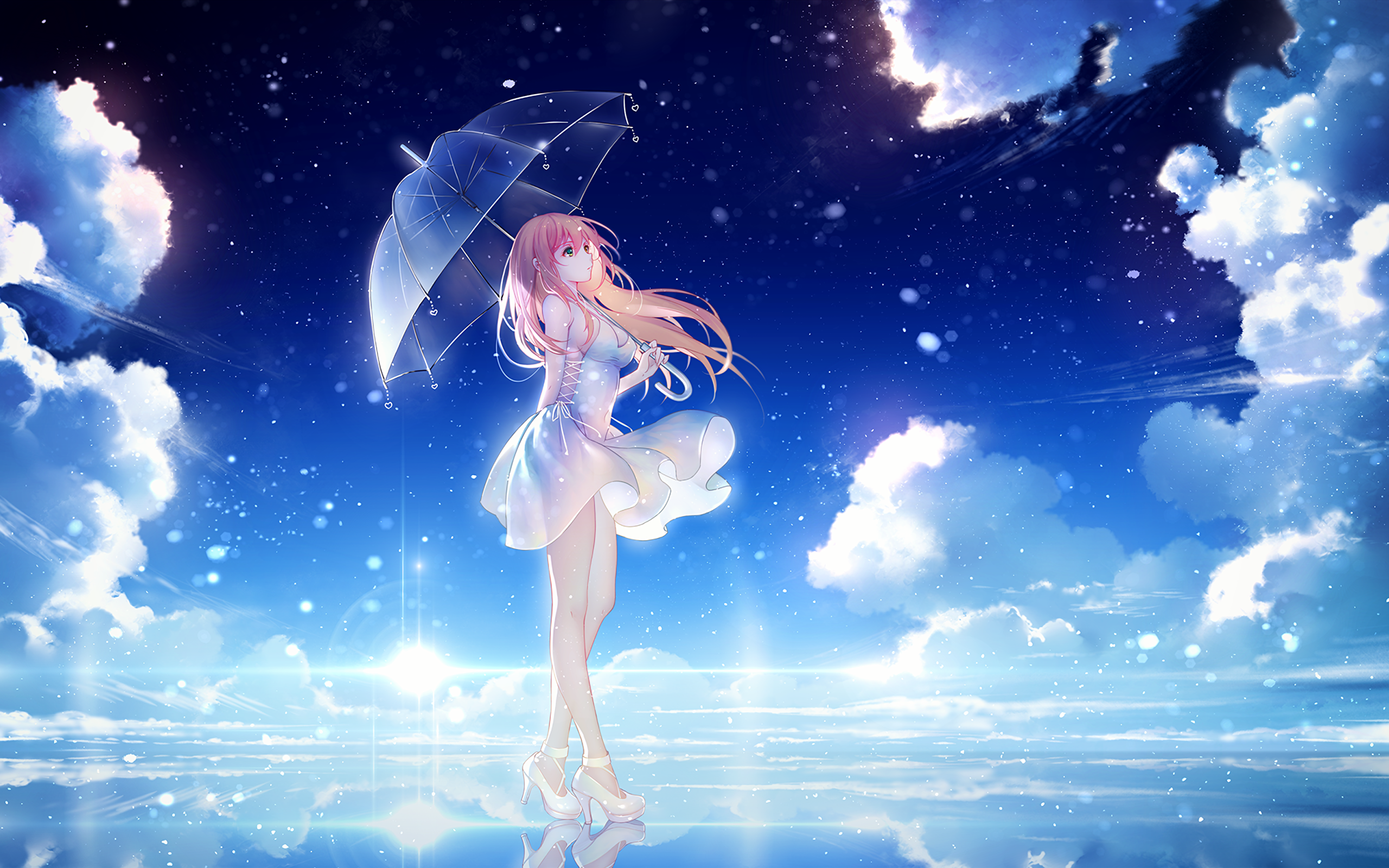 Красивая девушка аниме под зонтом на фоне неба