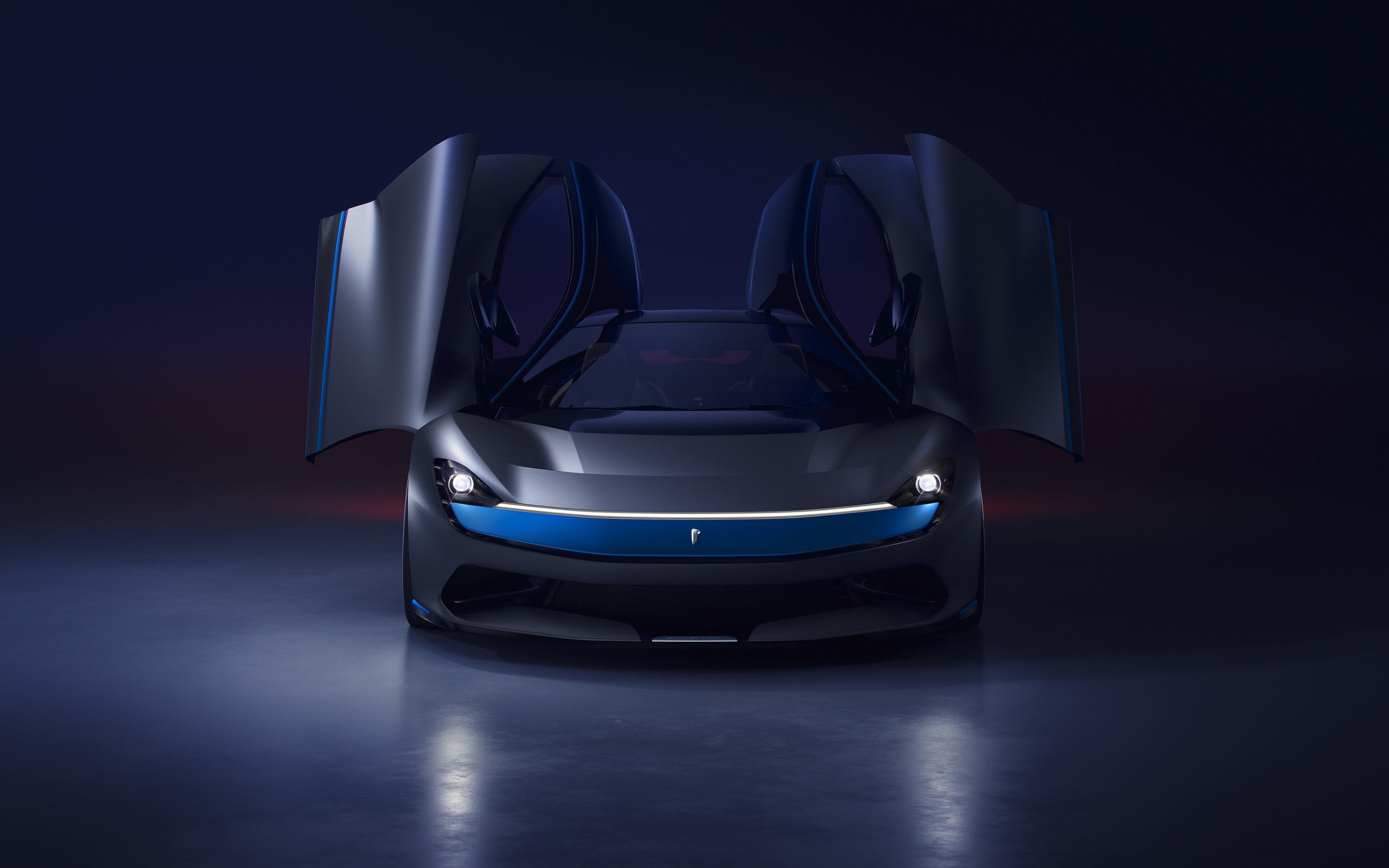 Автомобиль Pininfarina Battista 2019 года с открытыми дверями