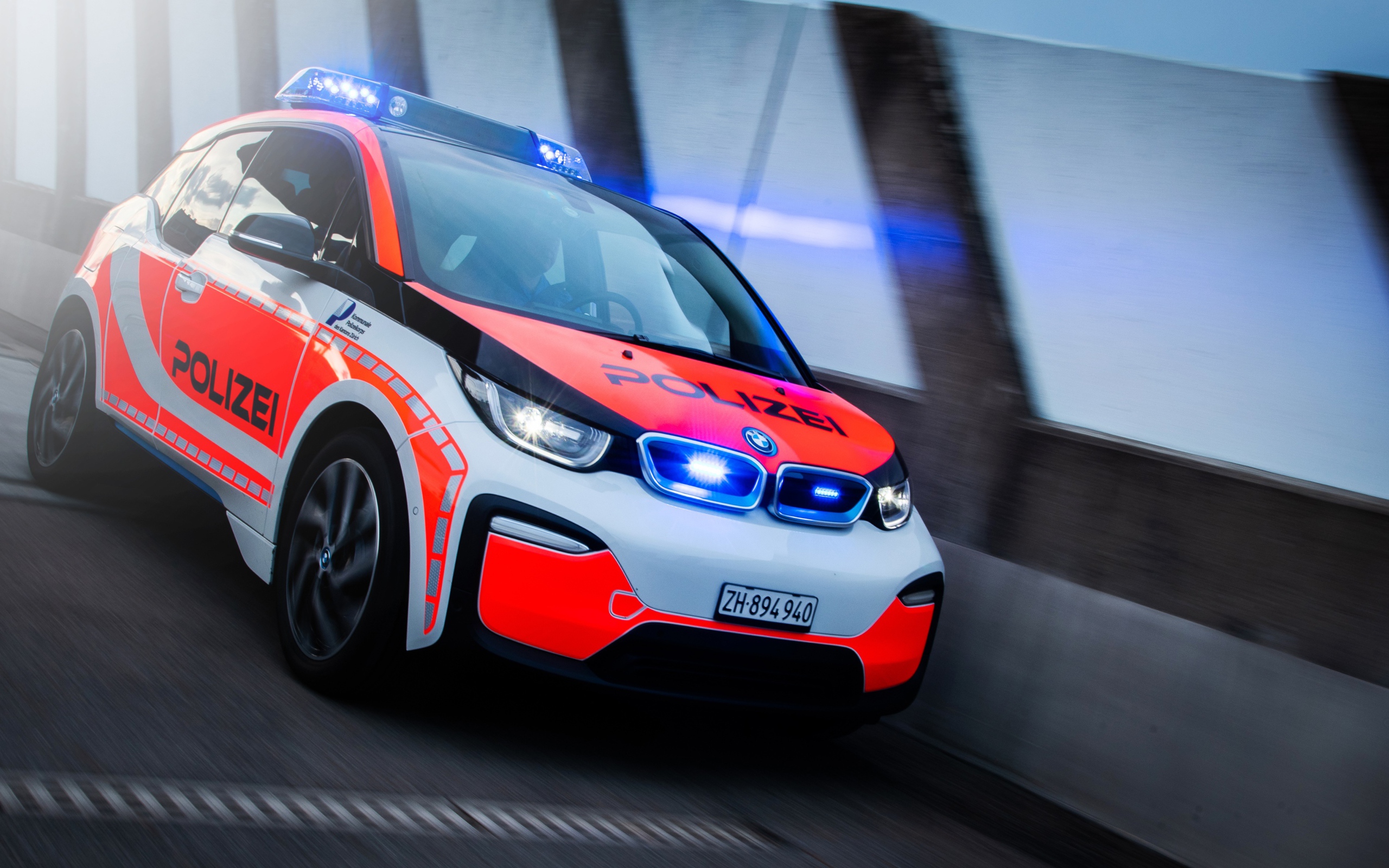 Служебный автомобиль BMW I3 Polizei 2019 года