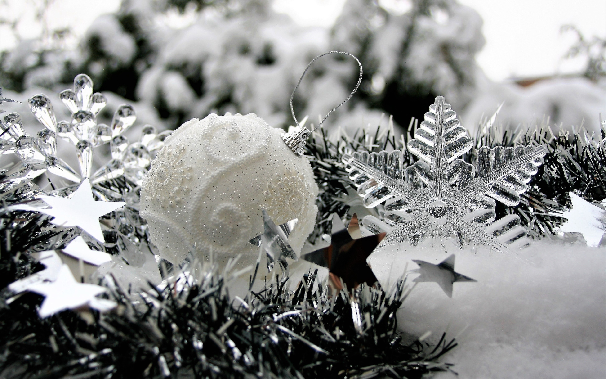 Красивые елочные украшение на Новый год 2020