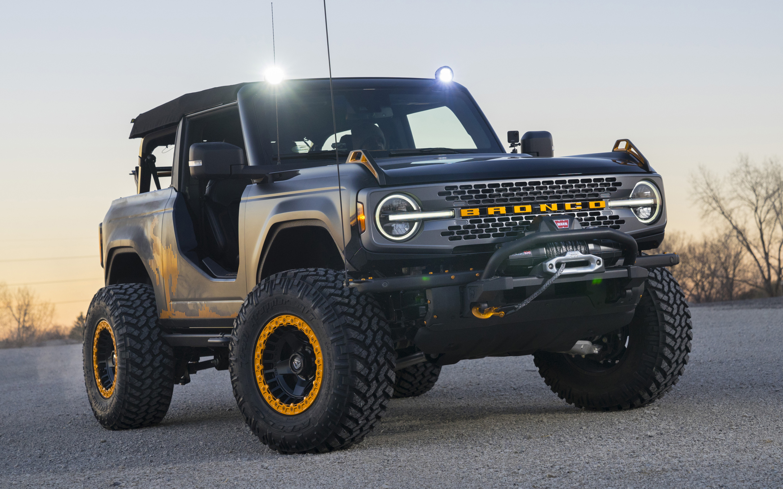 Автомобиль Ford Bronco Badlands Sasquatch 2-Door Concept 2020 года