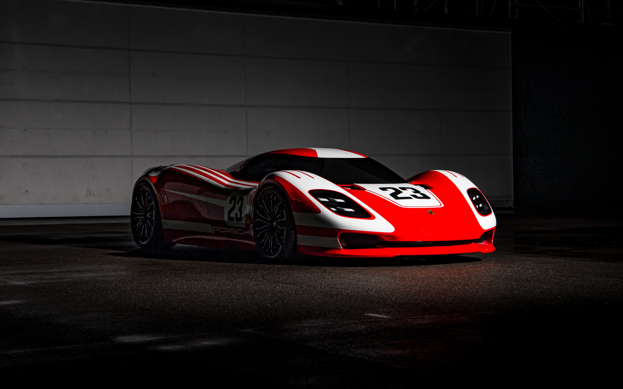 Гоночный автомобиль Porsche 917 Living Legend