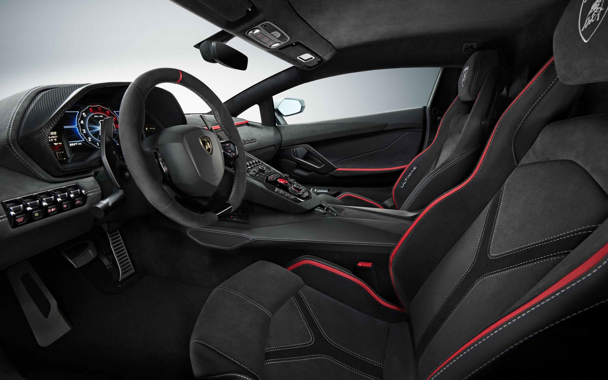 Салон автомобиля Lamborghini Aventador LP 780-4 Ultimate 2021 года