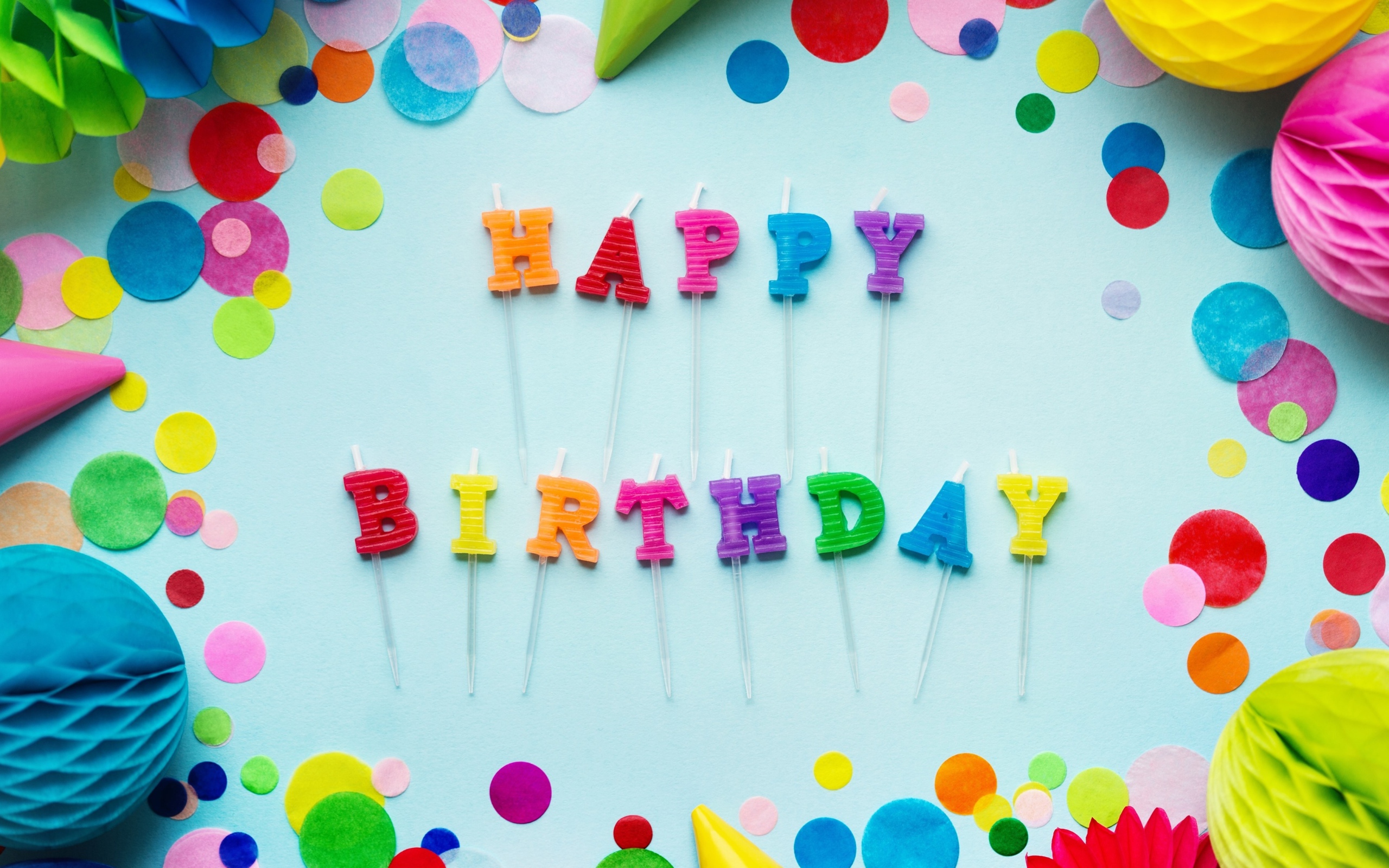 Праздничные свечи и украшения на день  рождения