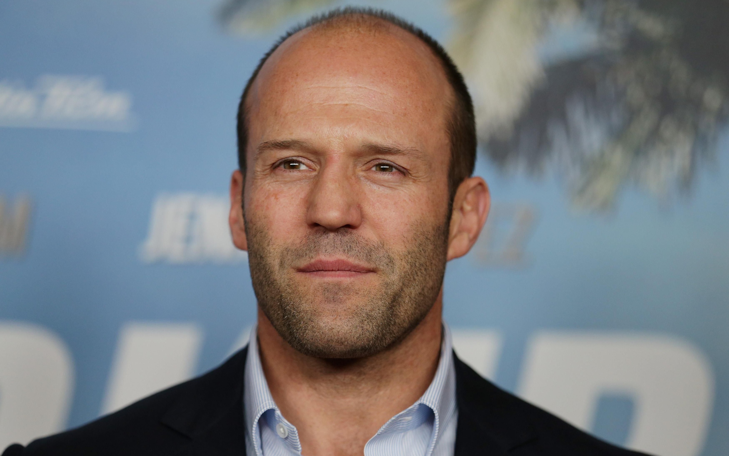 Брутальный мужчина, актер Джейсон Стэтхэм