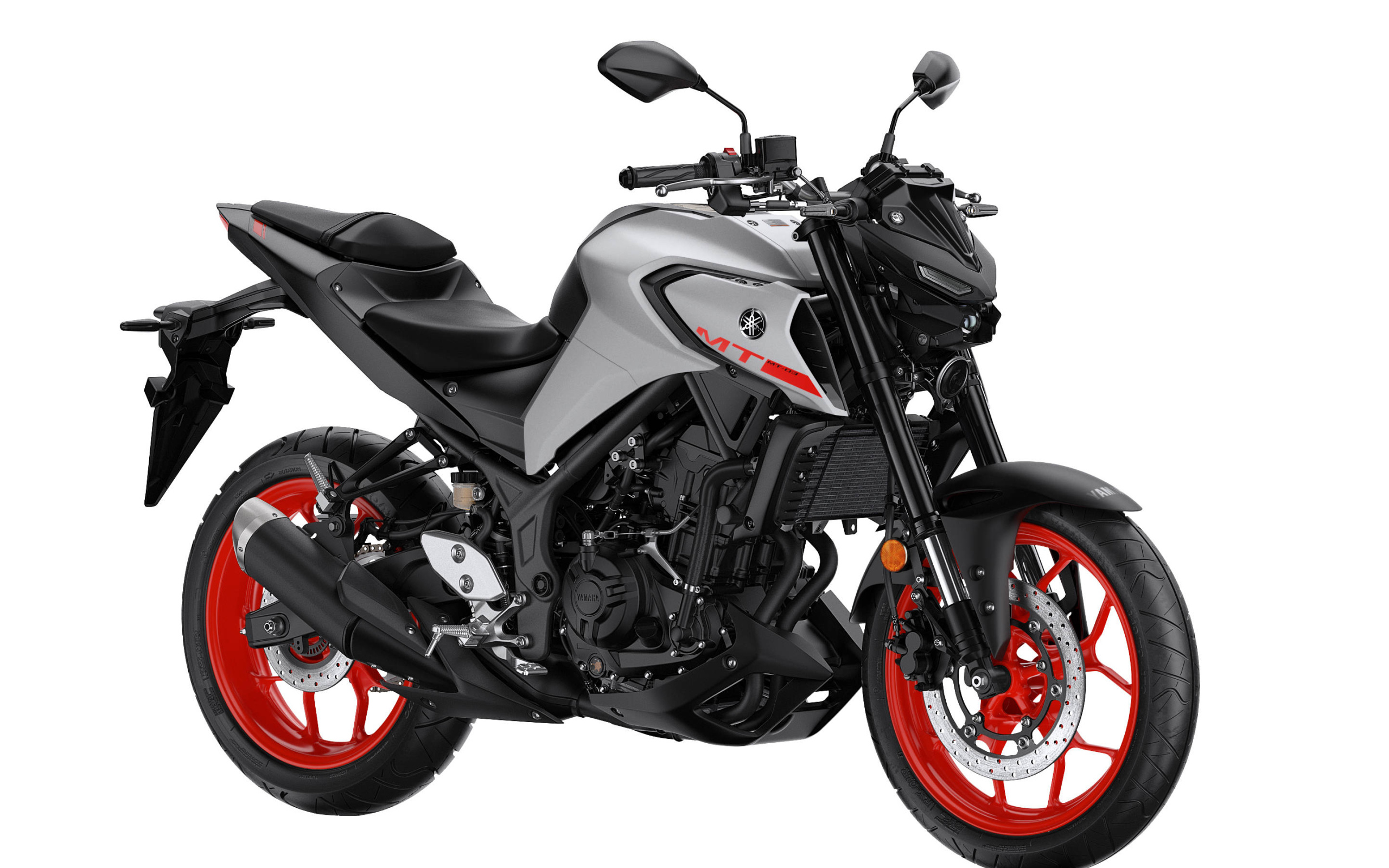 Черный мотоцикл Yamaha MT-03, 2021 года белом фоне