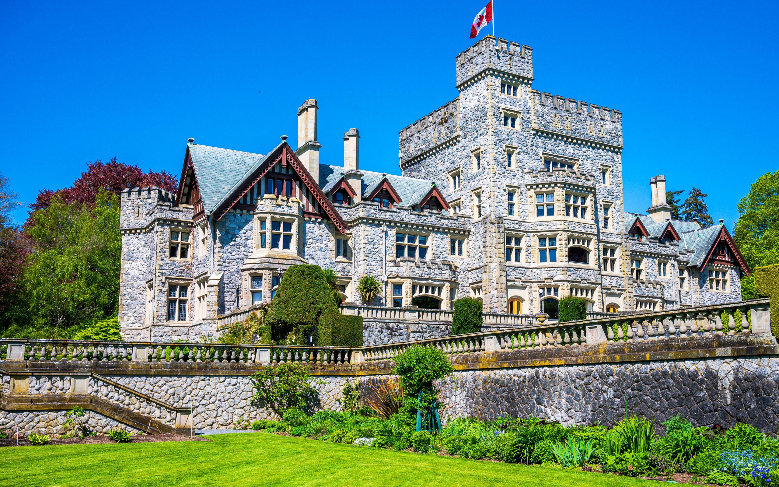 Старинный замок Хэтли, Канада