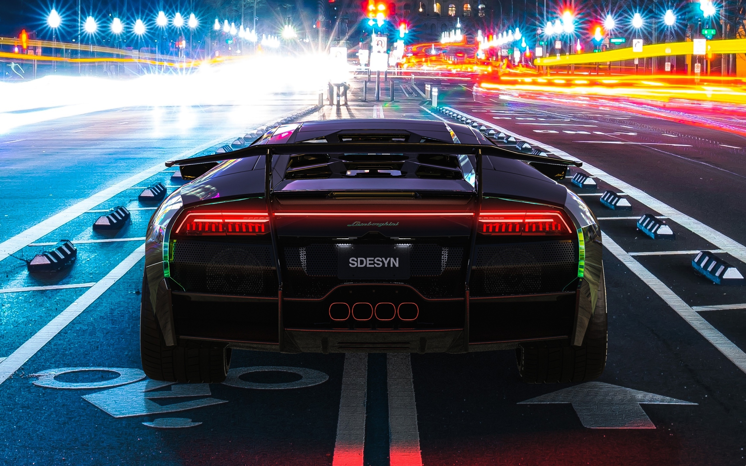 Вид сзади на автомобиль Lamborghini Murcielago Custom