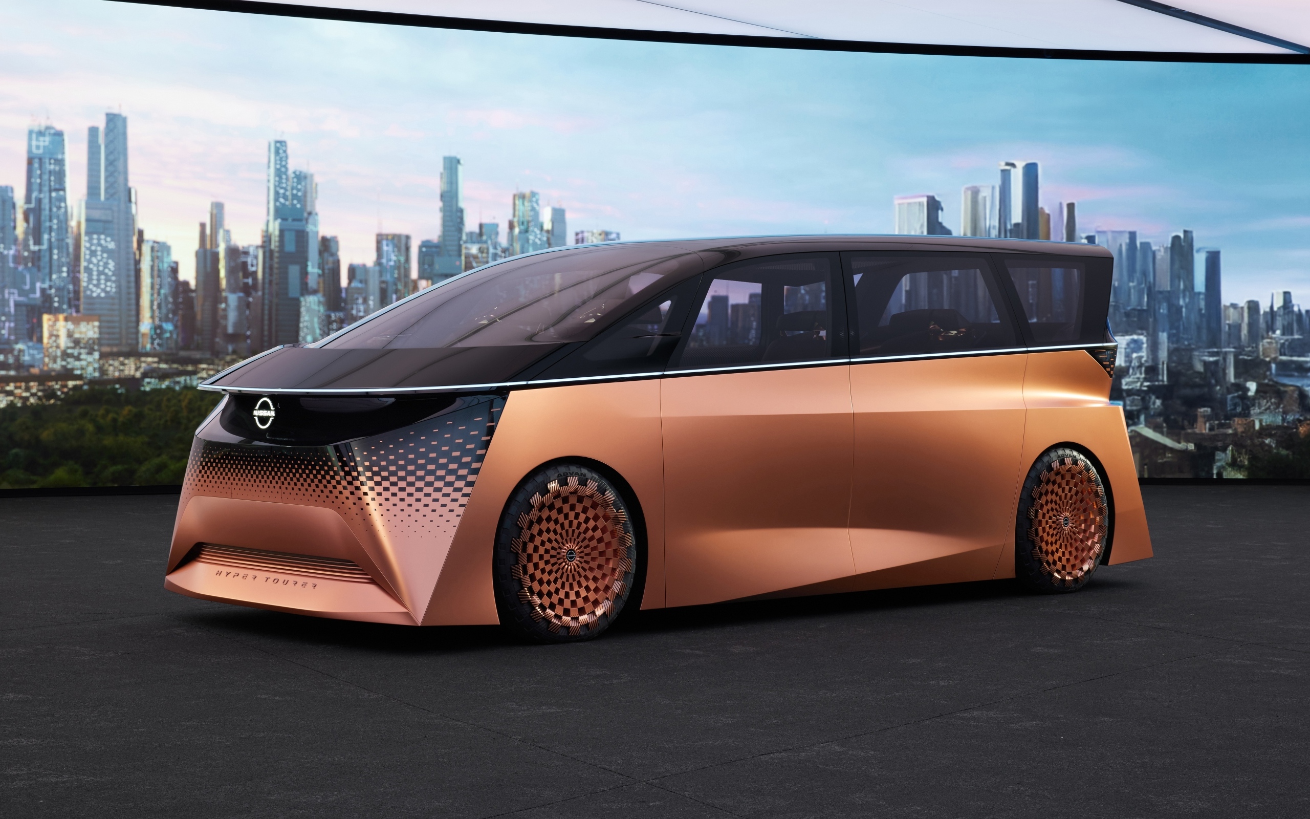 Новый автомобиль Nissan Hyper Tourer