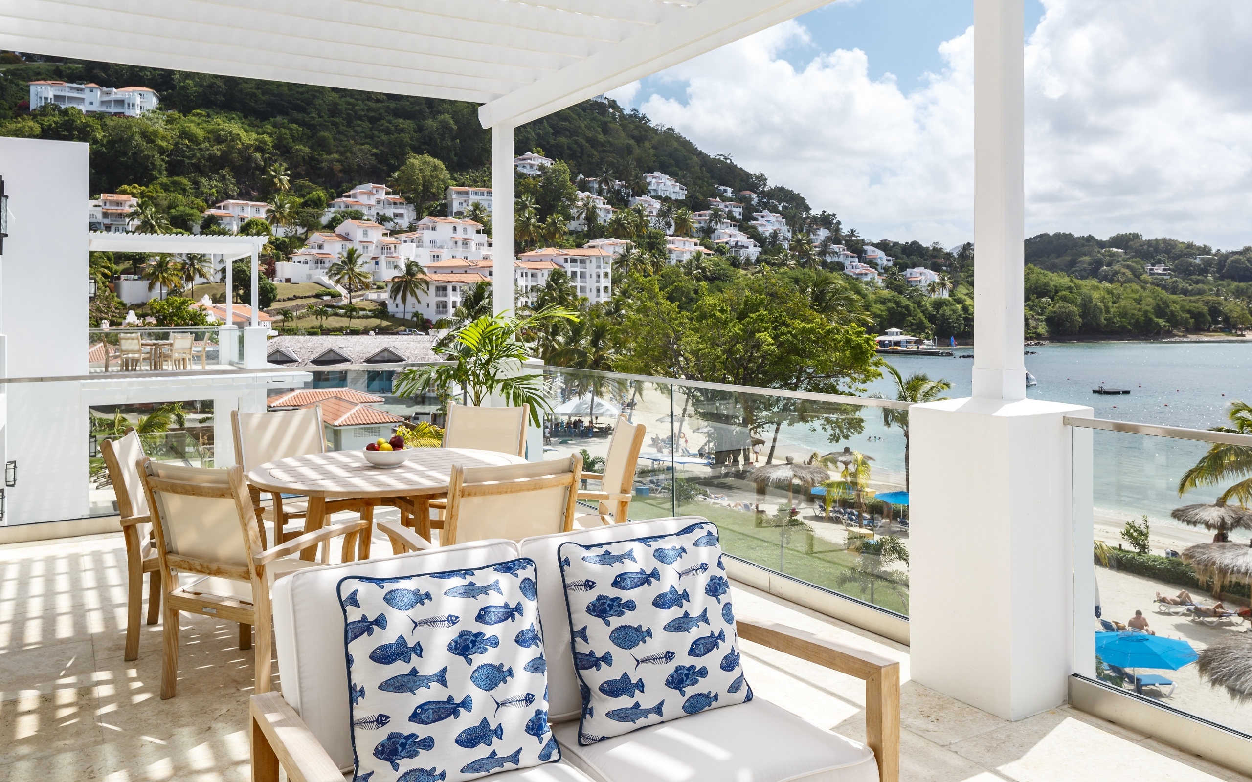 Красивая терраса в вилле