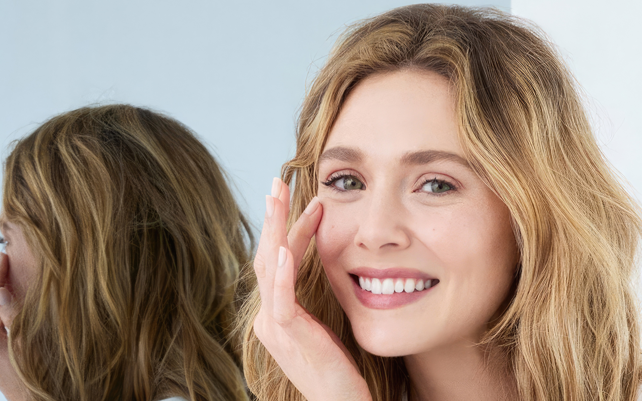 Нежная настоящая девушка актриса Элизабет Олсен