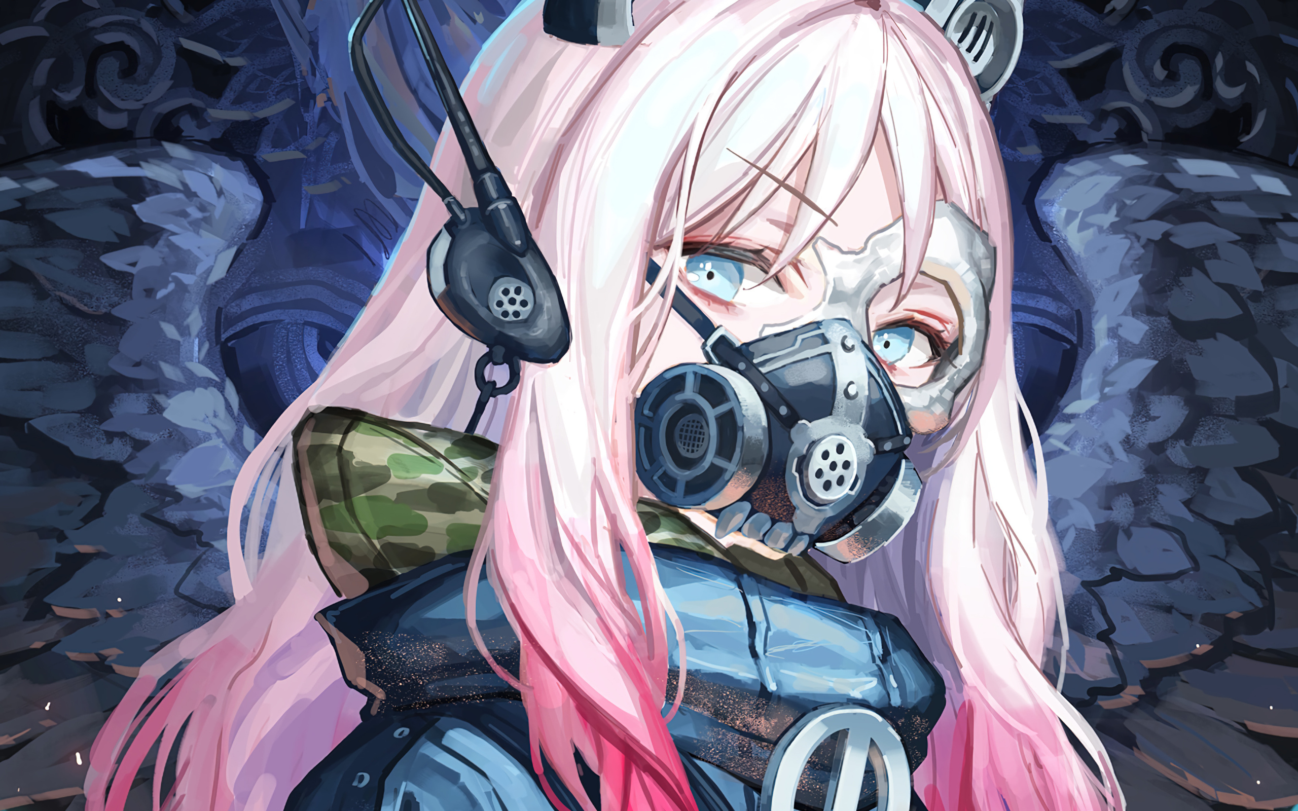 Девушка аниме с розовыми волосами с маской на лице