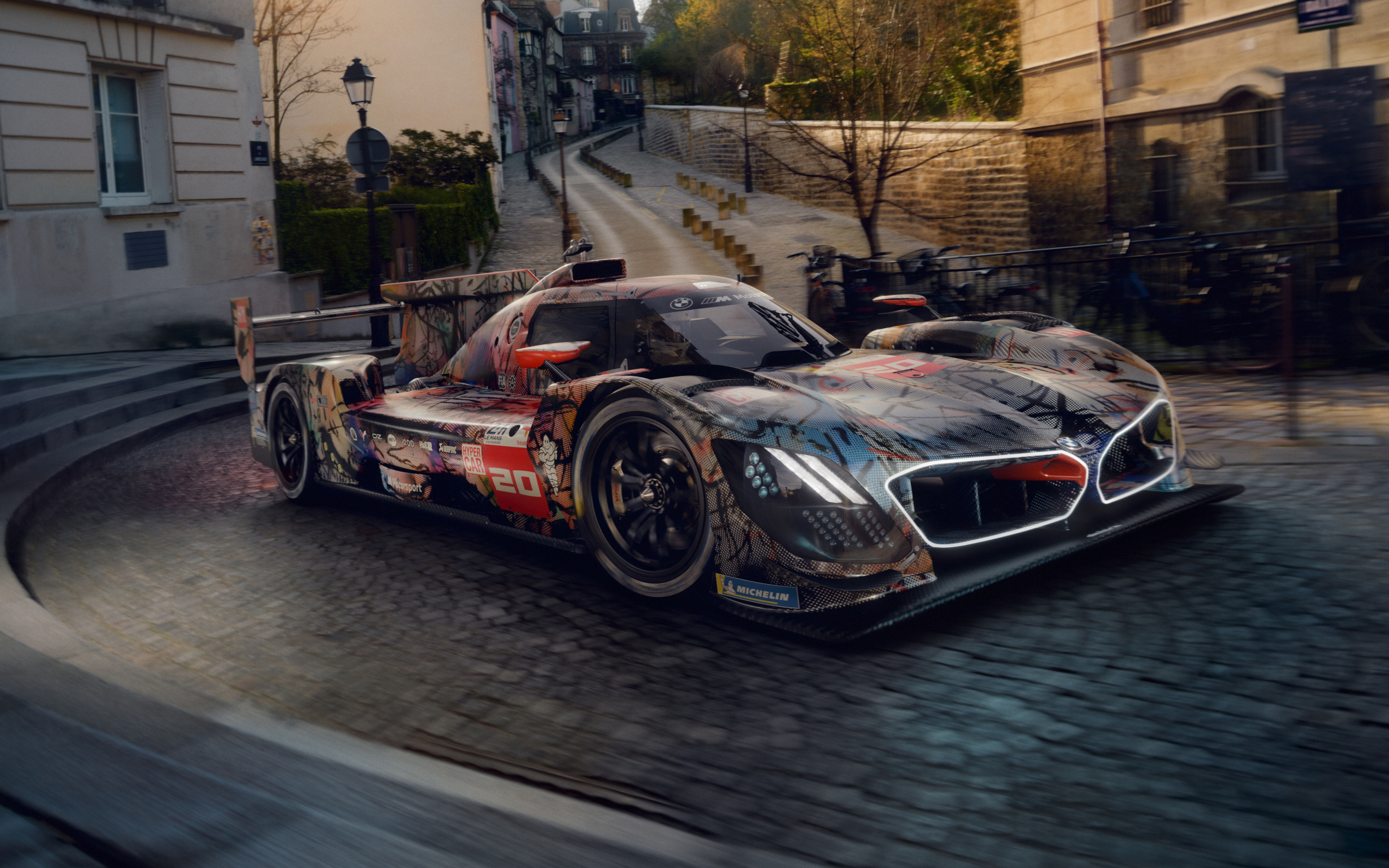 Быстрый BMW Art Car By Julie Mehretu