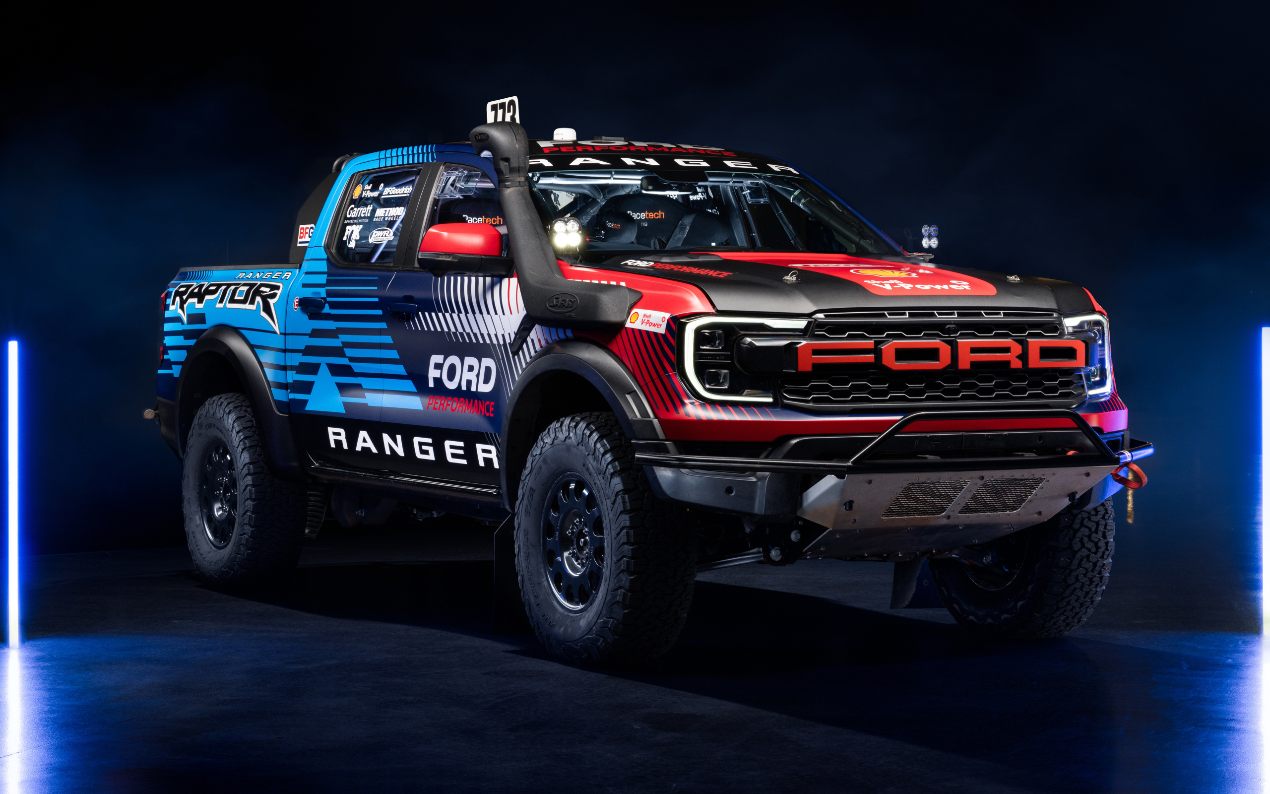 Большой Ford Ranger Raptor Race Truck 2024 года