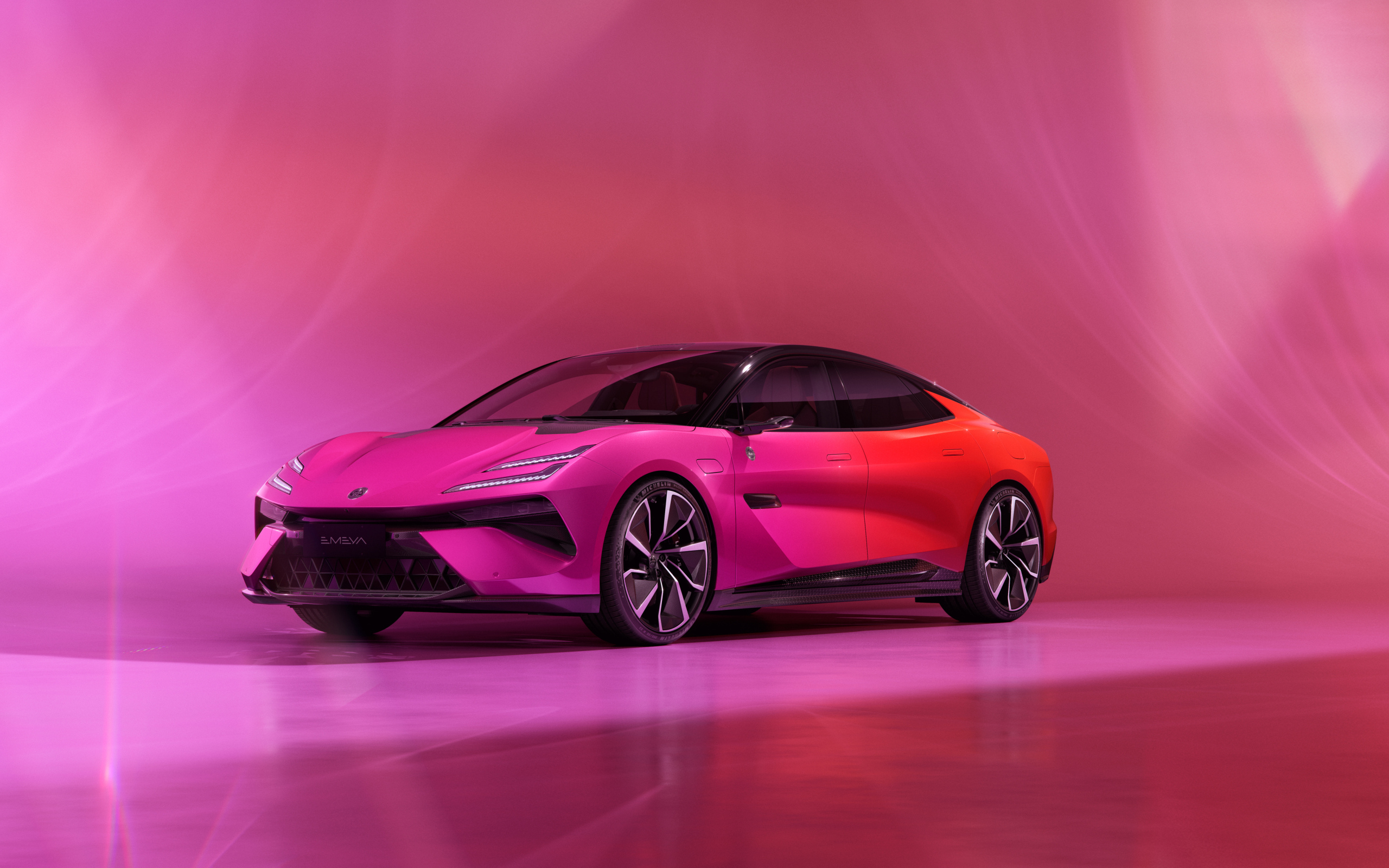 Автомобиль Lotus Emeya Blossom Collection 2024 года