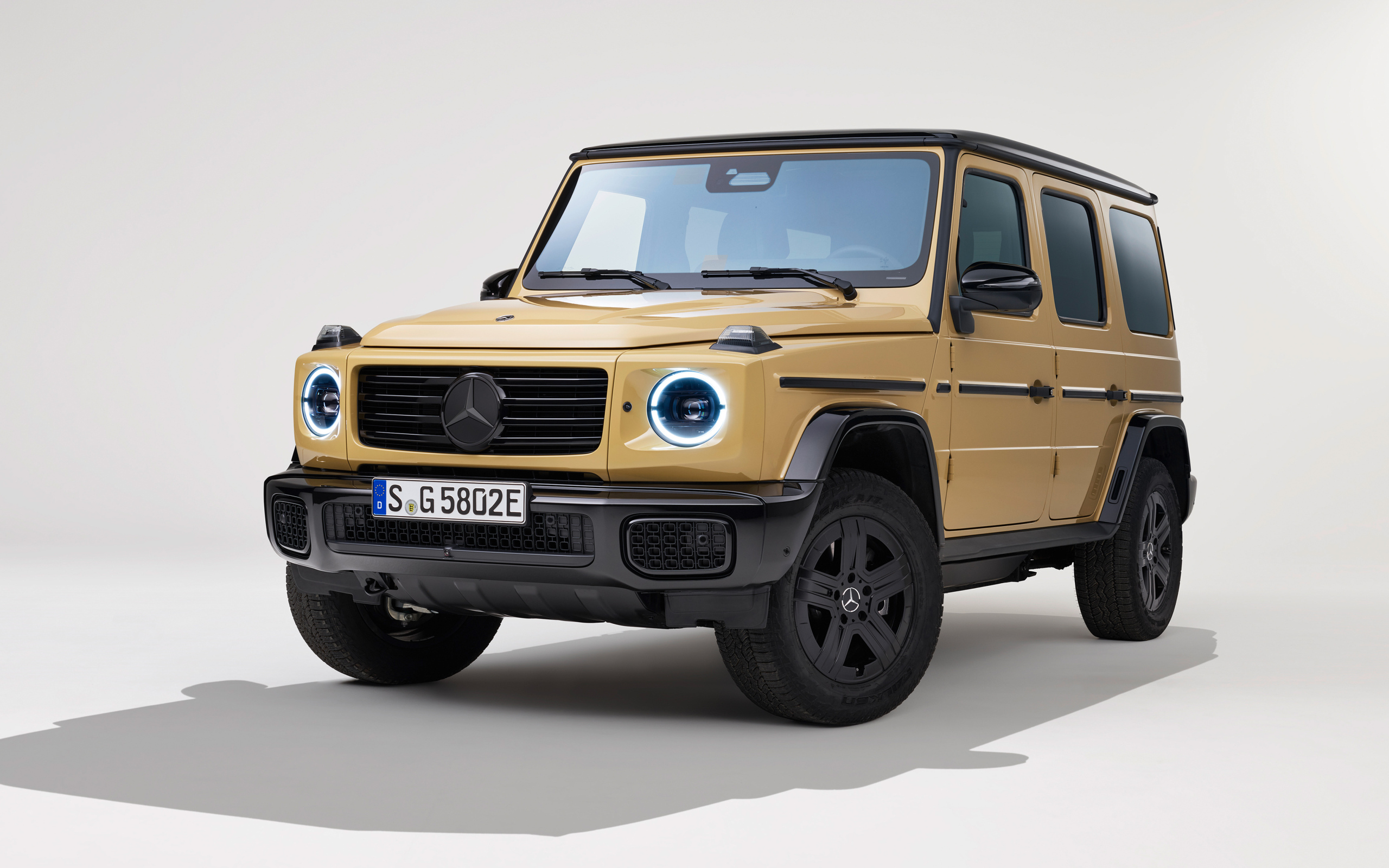 Внедорожник Mercedes-Benz G 580 With EQ Technology 2024 года