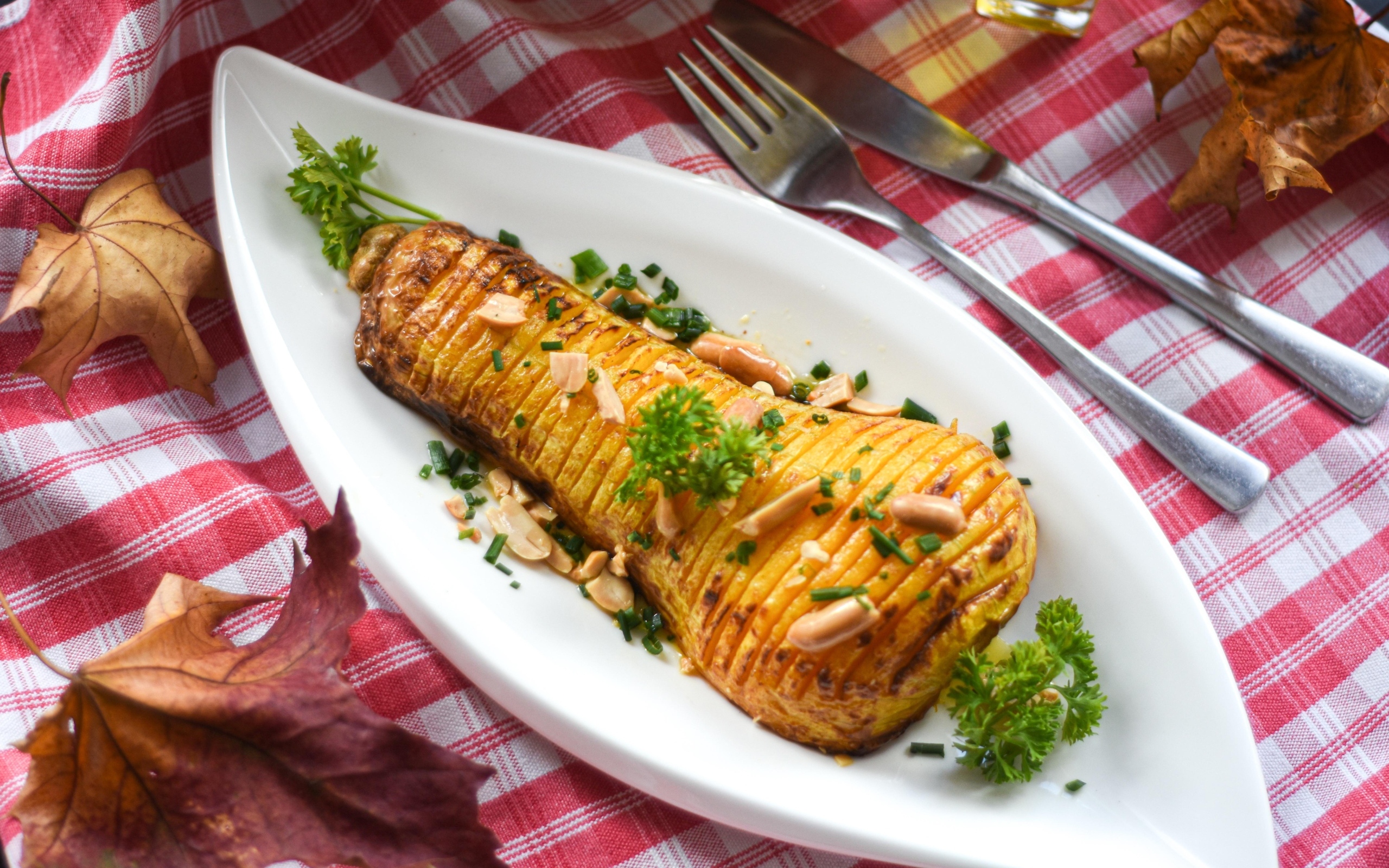 Тыква запеченная с орехами