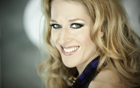 Kati Wolf, Венгрия