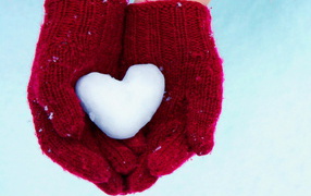 A snowy heart