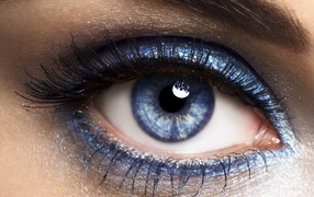 Голубой глаз