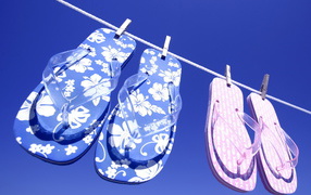 Тапочки на веревке