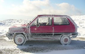 Замерзшая машина