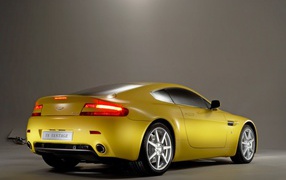 Aston Martin V8 Vantage