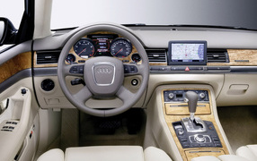 Салон Audi A8